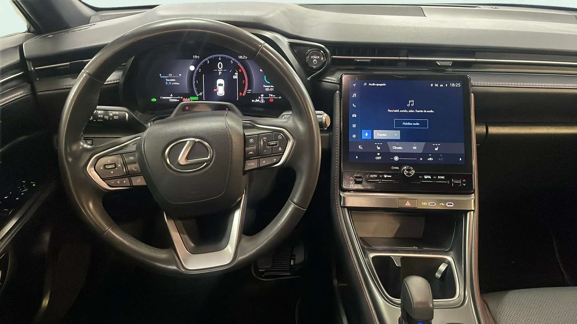 Lexus LBX 1.5 HEV Emotion - foto 15