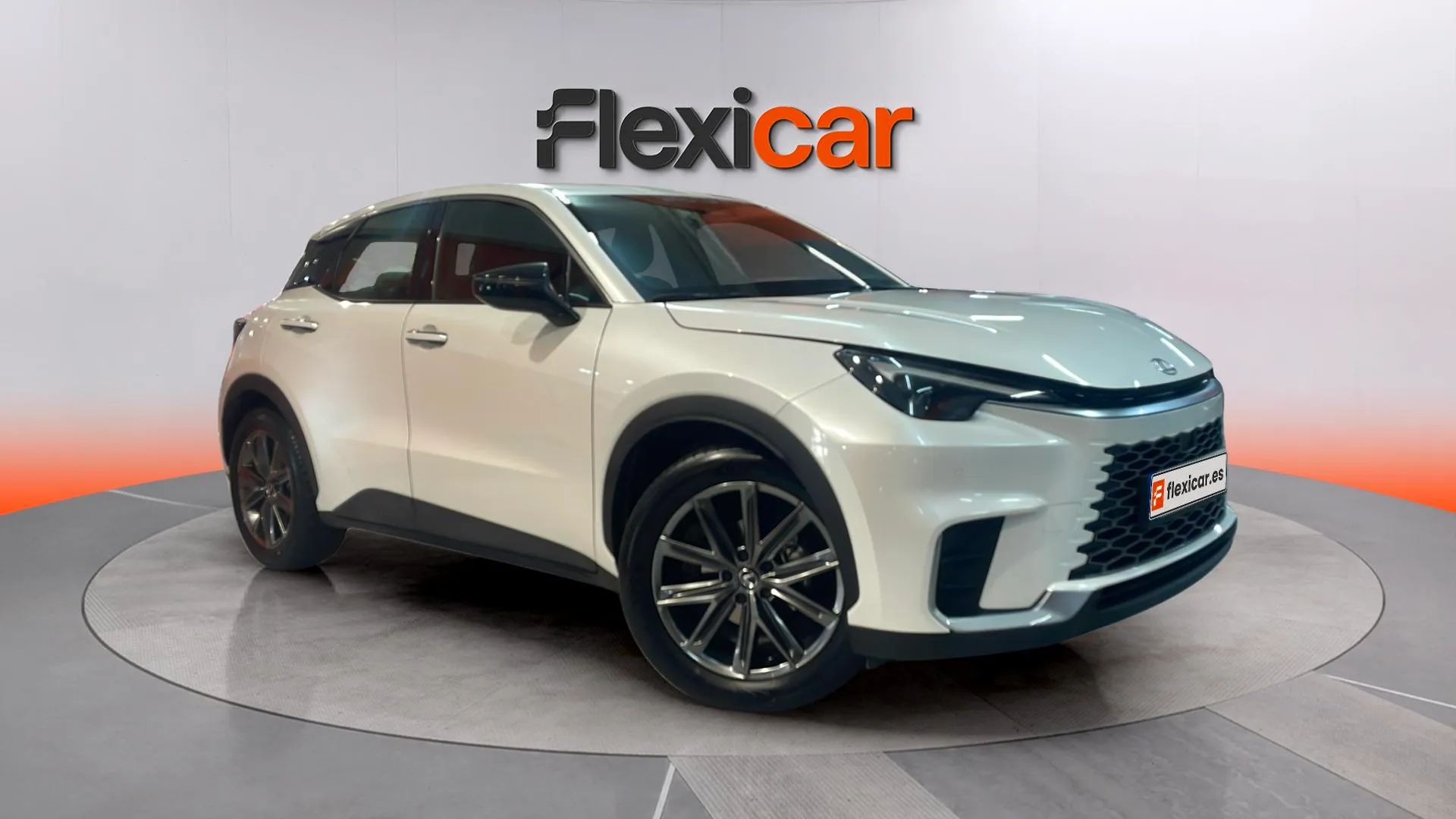 Lexus LBX 1.5 HEV Emotion