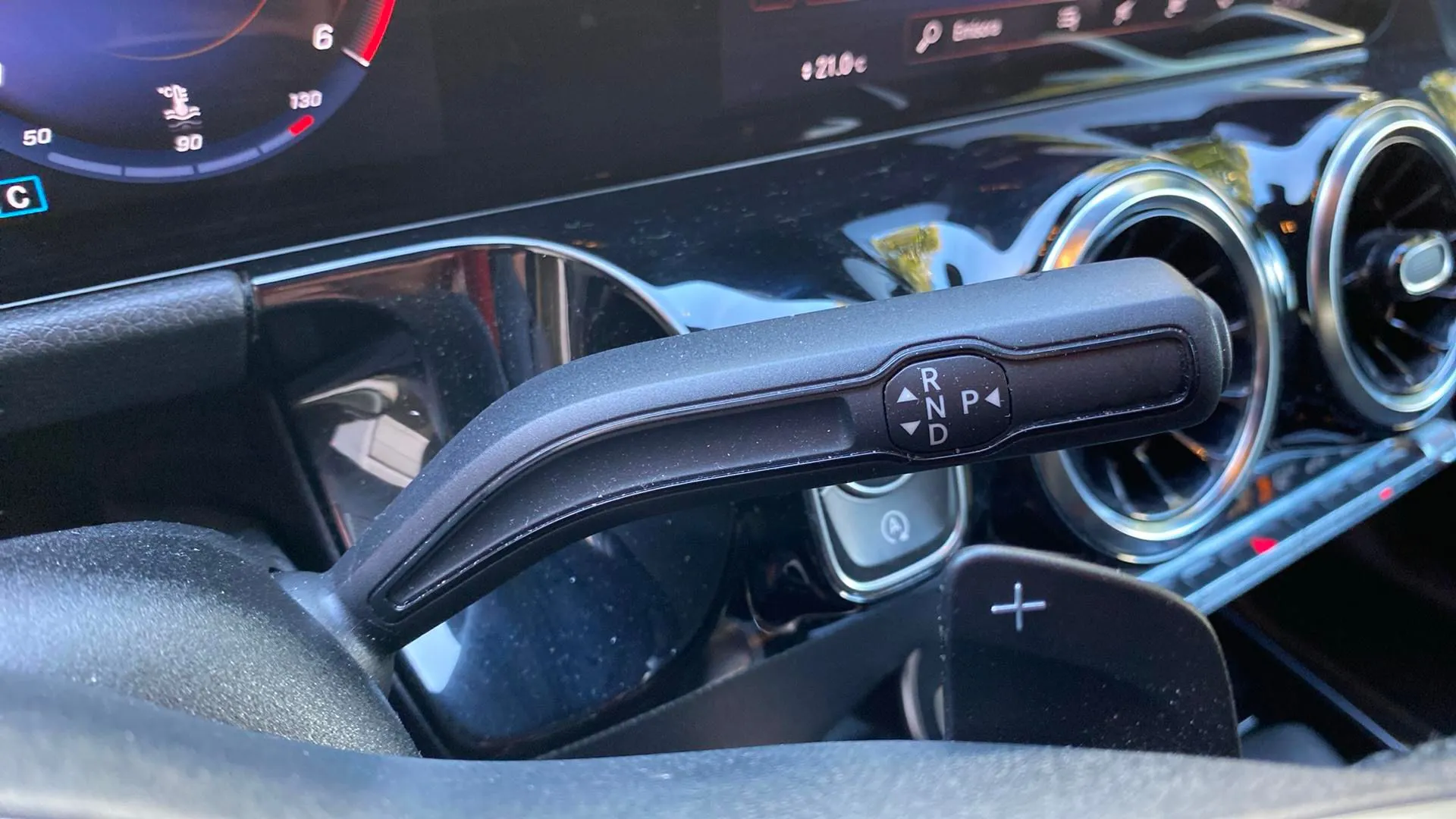 Mercedes-Benz GLA 200 D - foto 14