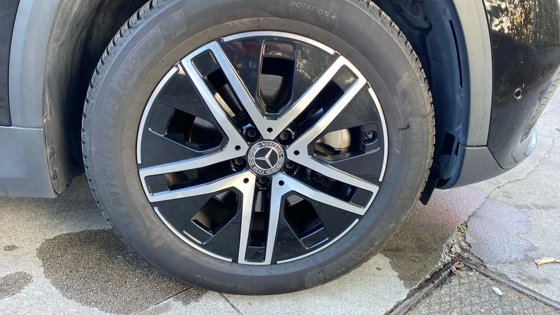 Mercedes-Benz GLA 200 D - foto 28