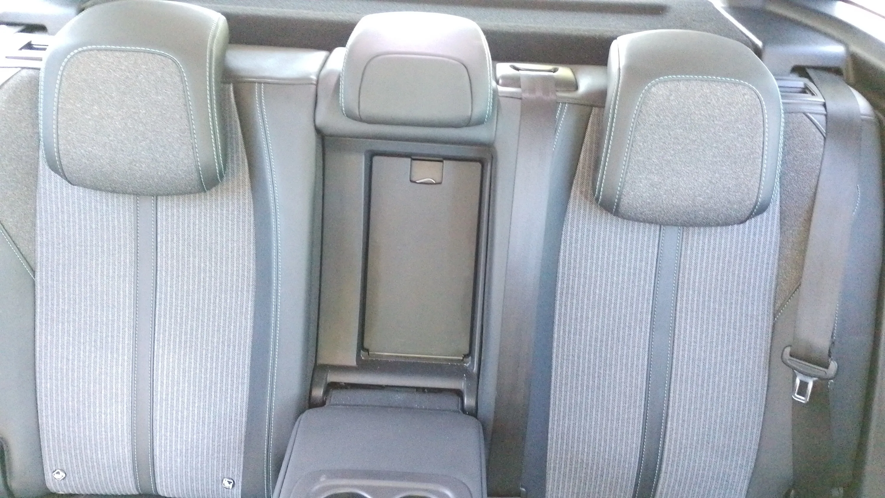 Peugeot 3008 1.5 BlueHDi Allure EAT8 - foto 14