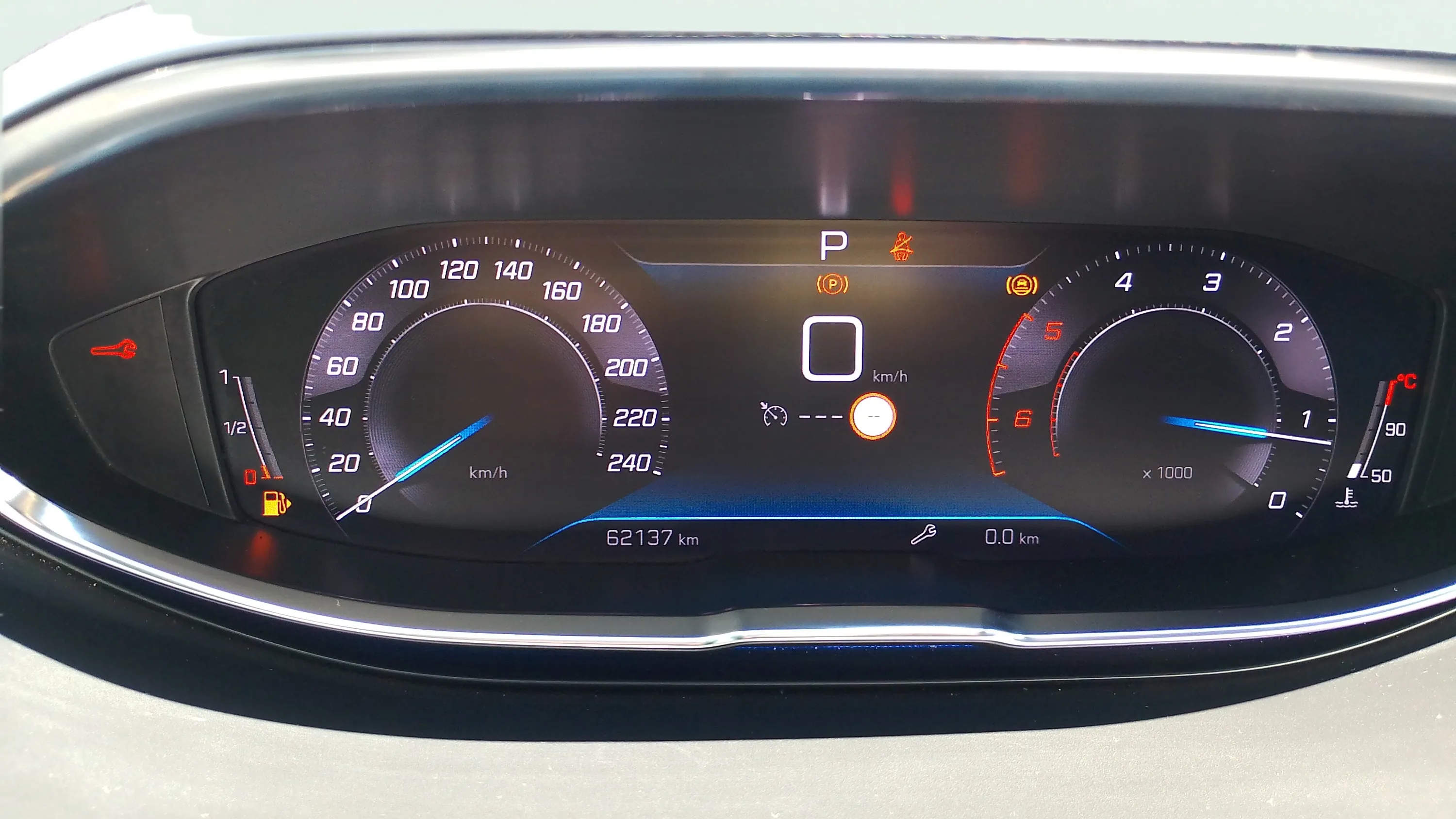 Peugeot 3008 1.5 BlueHDi Allure EAT8 - foto 11