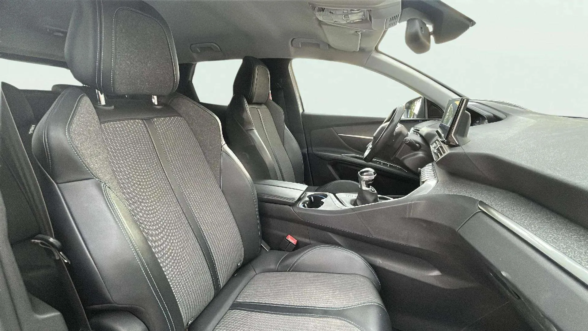 Peugeot 3008 1.5 BlueHDi Allure - foto 23