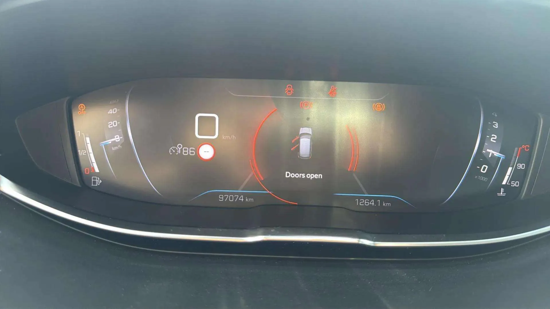 Peugeot 3008 1.2 PureTech Allure - foto 18