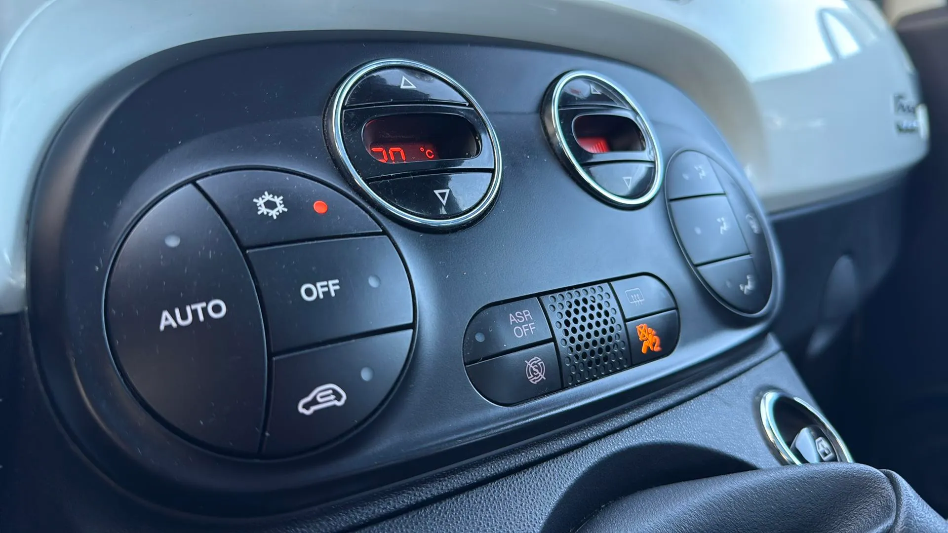 Fiat 500 Connect 1.0 Hybrid - foto 16