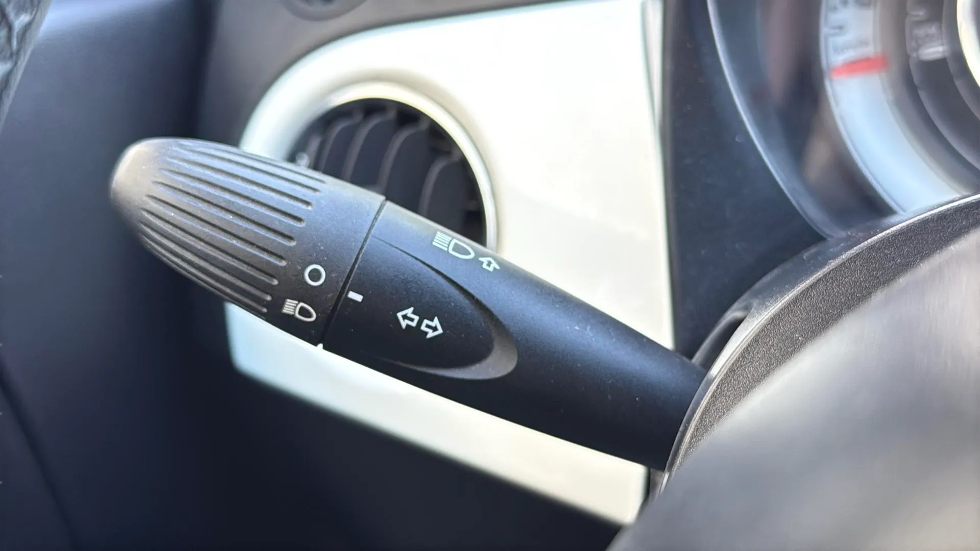 Fiat 500 Connect 1.0 Hybrid - foto 22