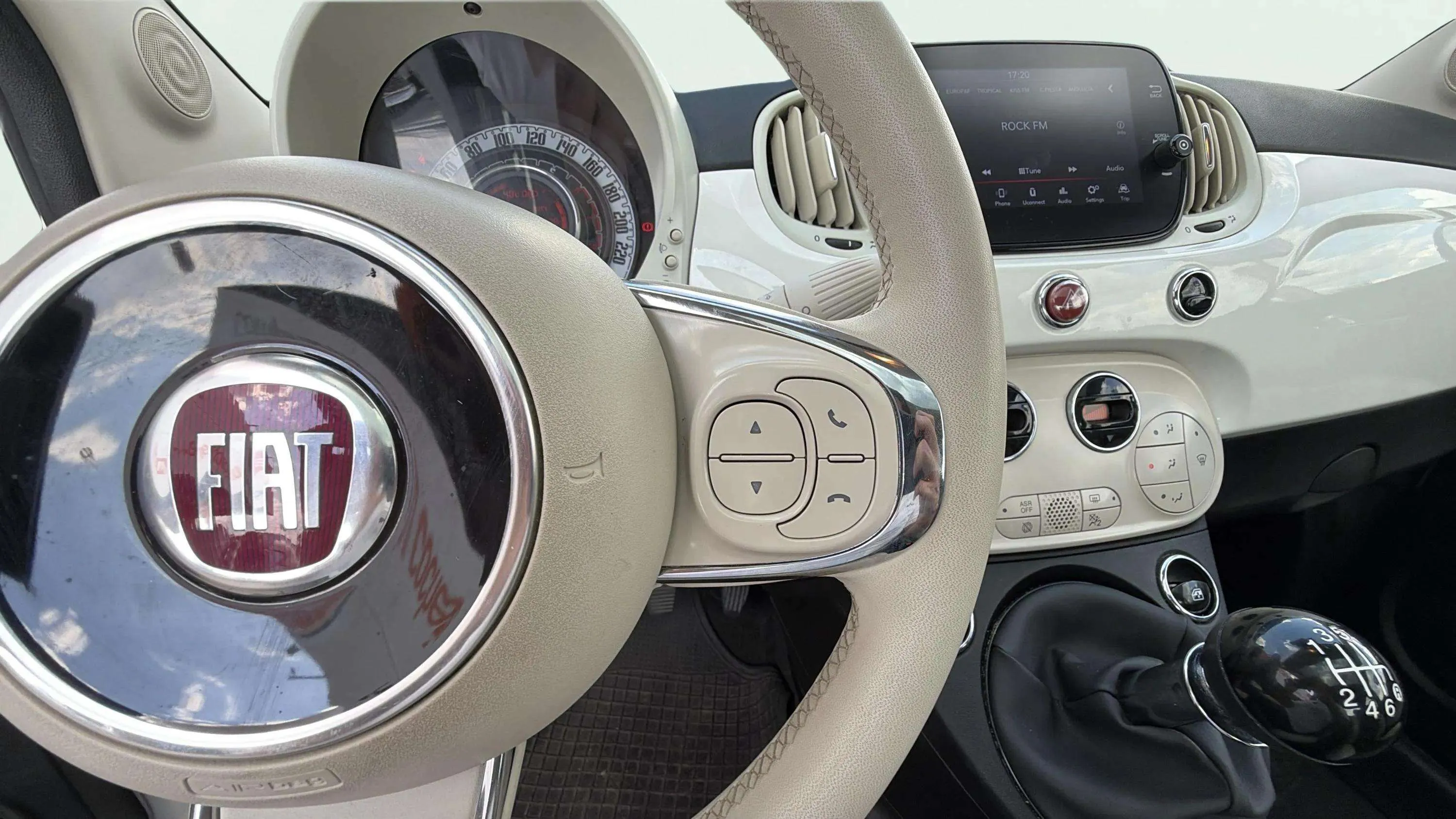Fiat 500 Dolcevita 1.0 Hybrid - foto 13