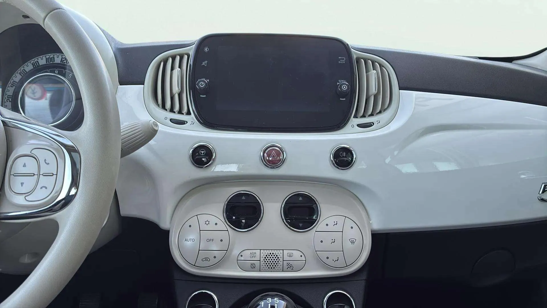 Fiat 500 Dolcevita 1.0 Hybrid - foto 23