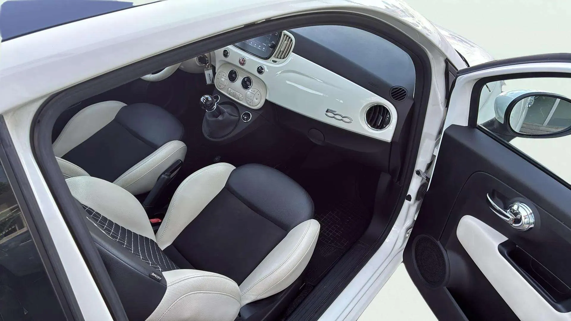 Fiat 500 Dolcevita 1.0 Hybrid - foto 9