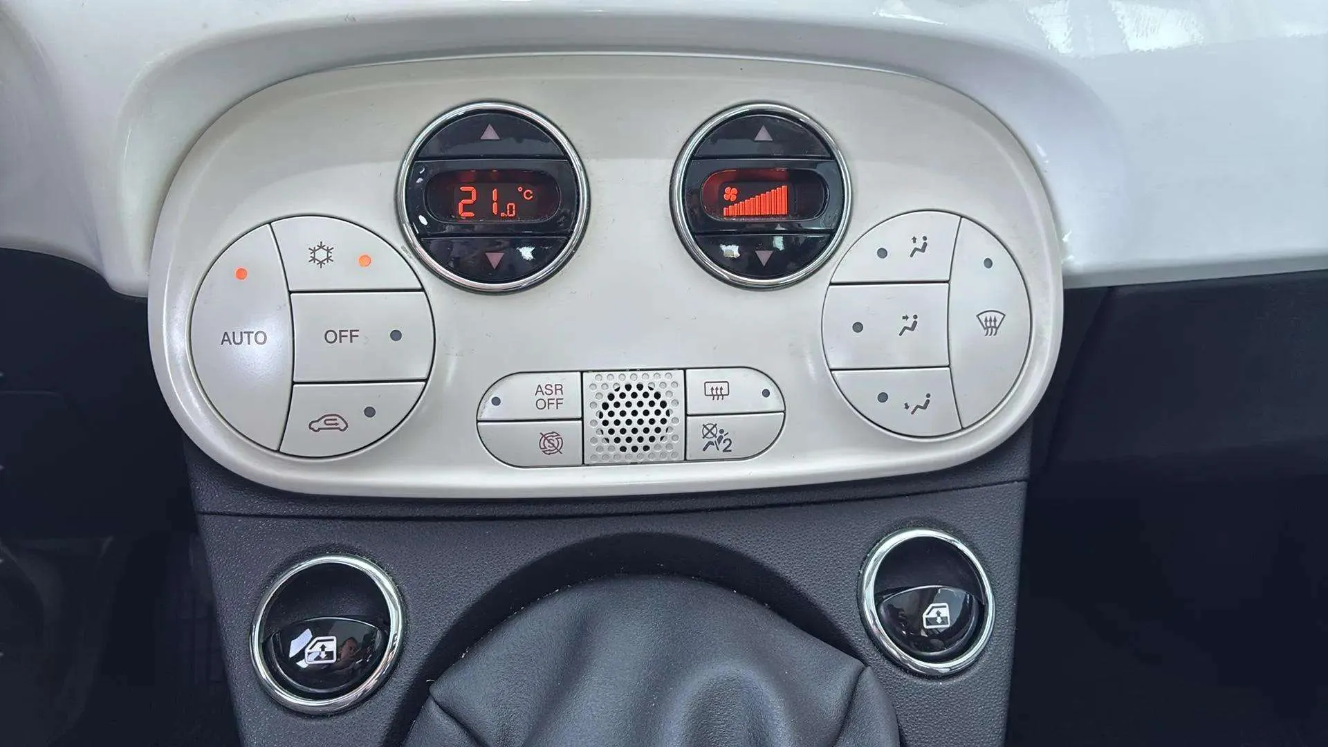 Fiat 500 Dolcevita 1.0 Hybrid - foto 24