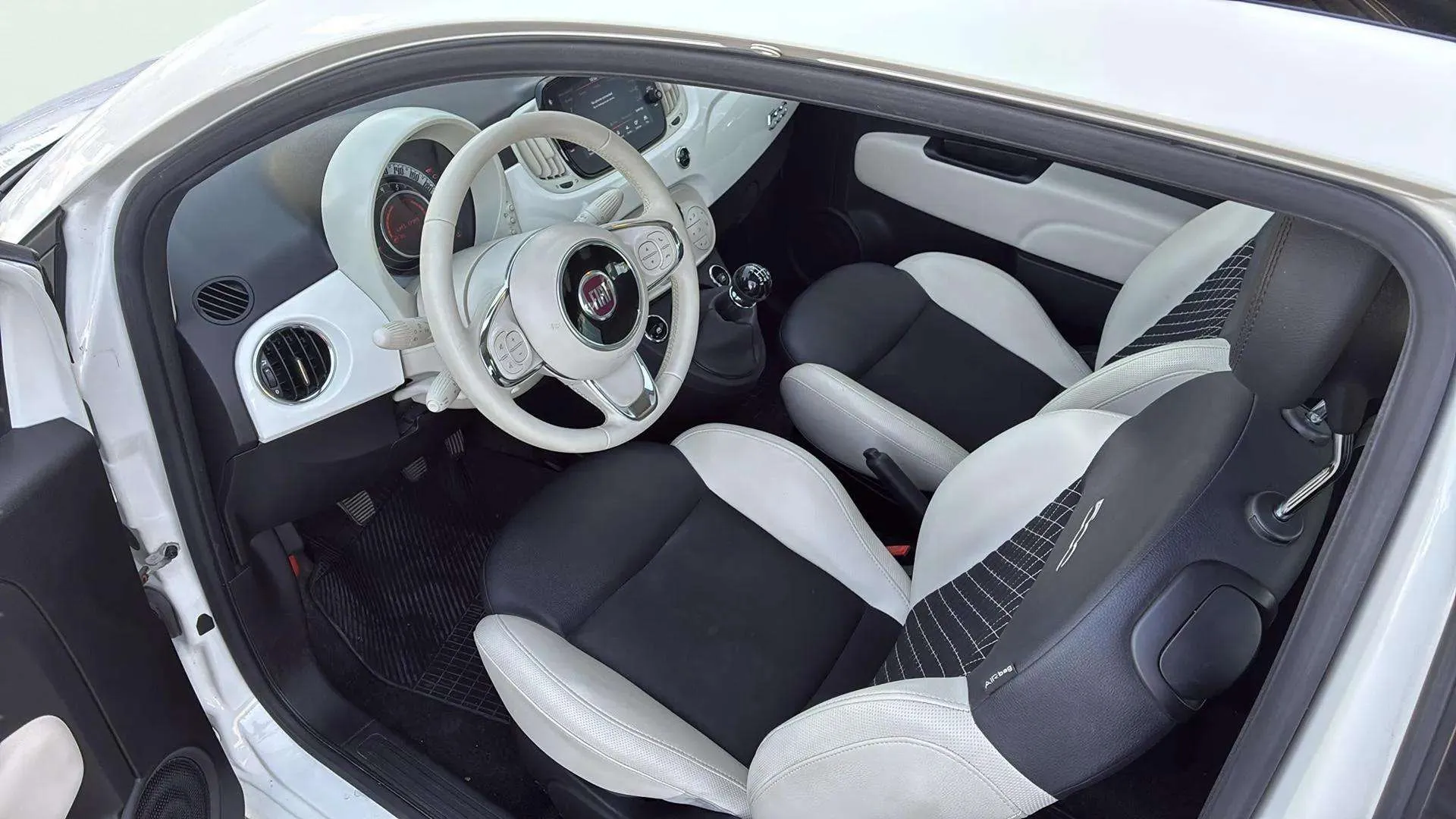Fiat 500 Dolcevita 1.0 Hybrid - foto 10