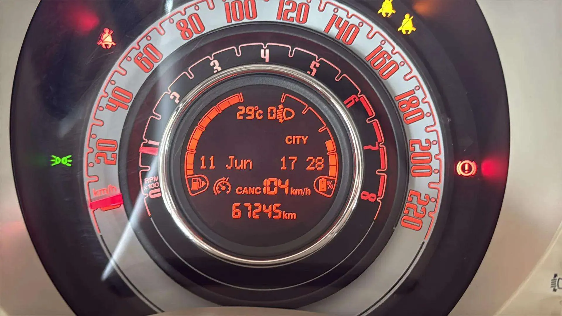 Fiat 500 Dolcevita 1.0 Hybrid - foto 12