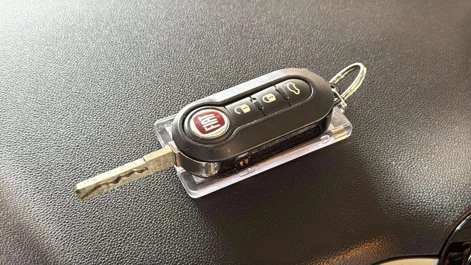 Fiat 500 Dolcevita 1.0 Hybrid - foto 19