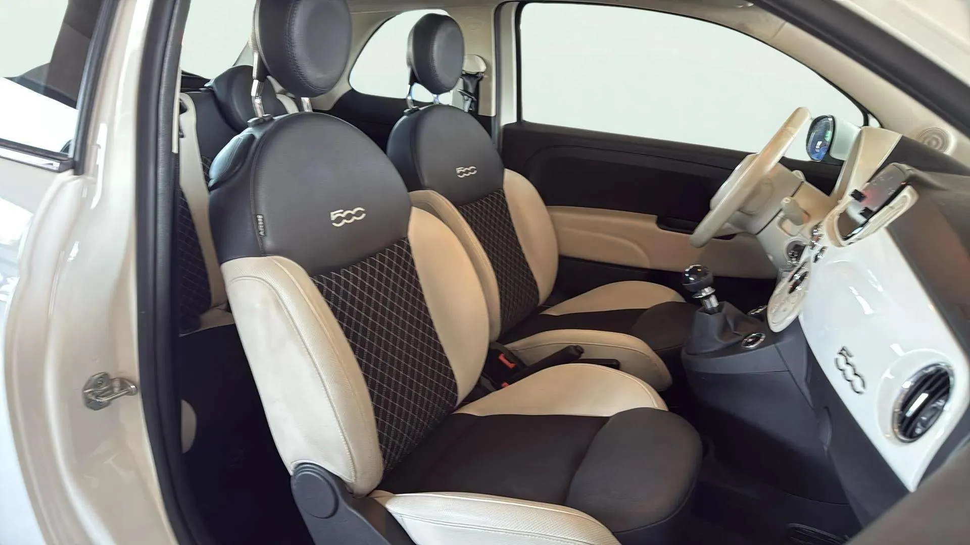 Fiat 500 Dolcevita 1.0 Hybrid - foto 13