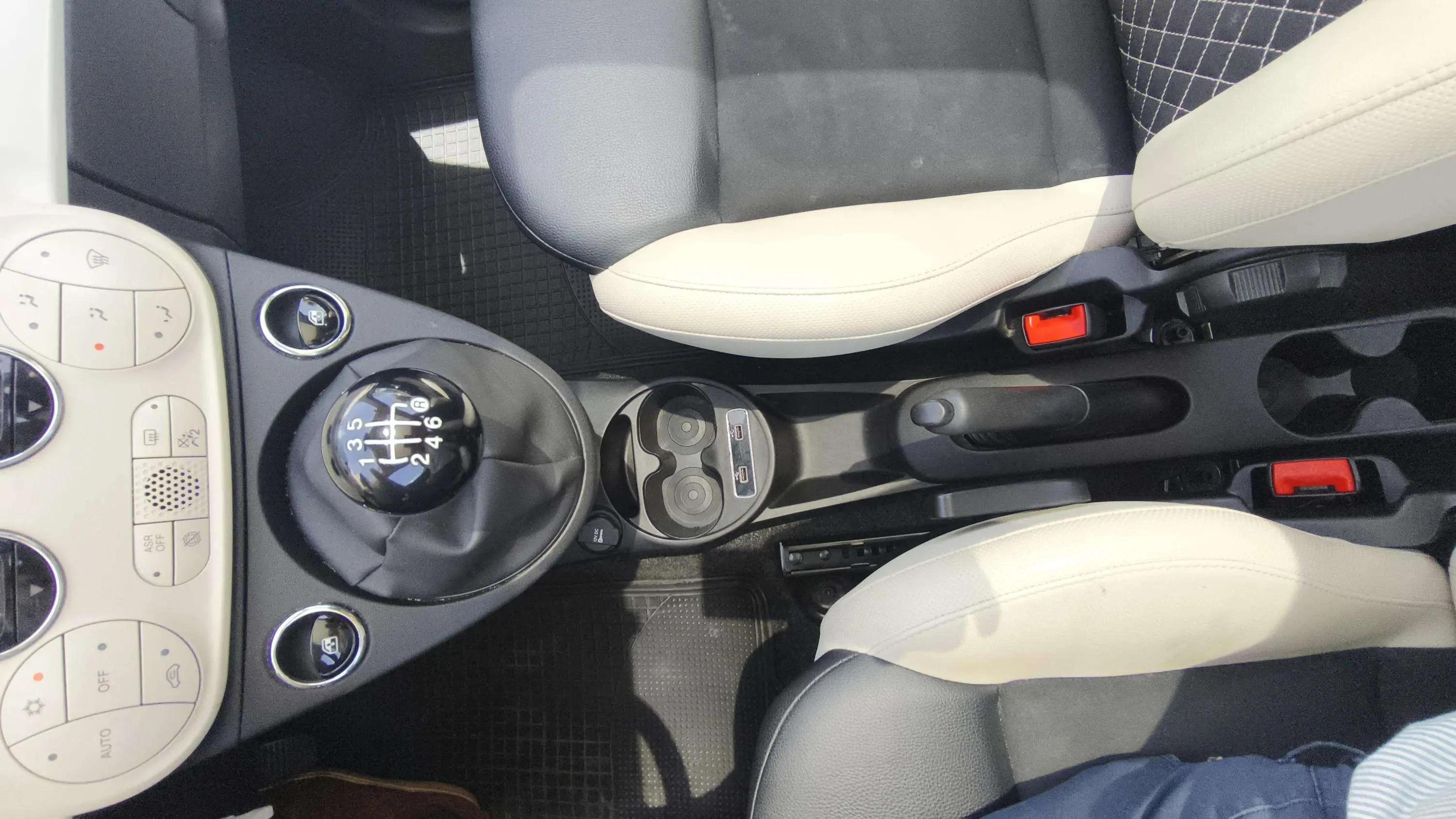 Fiat 500 Dolcevita 1.0 Hybrid - foto 23