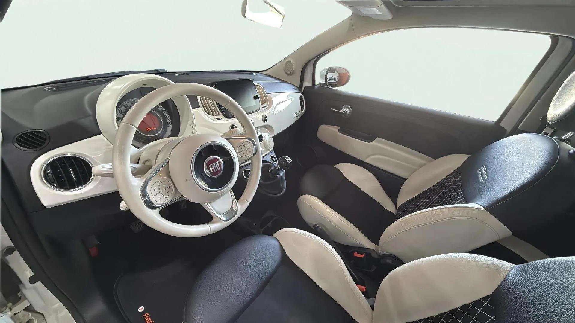 Fiat 500 Dolcevita 1.0 Hybrid - foto 8