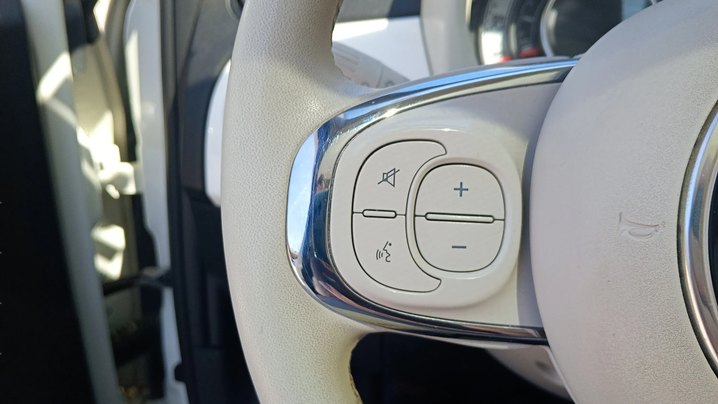 Fiat 500 Dolcevita 1.0 Hybrid - foto 17