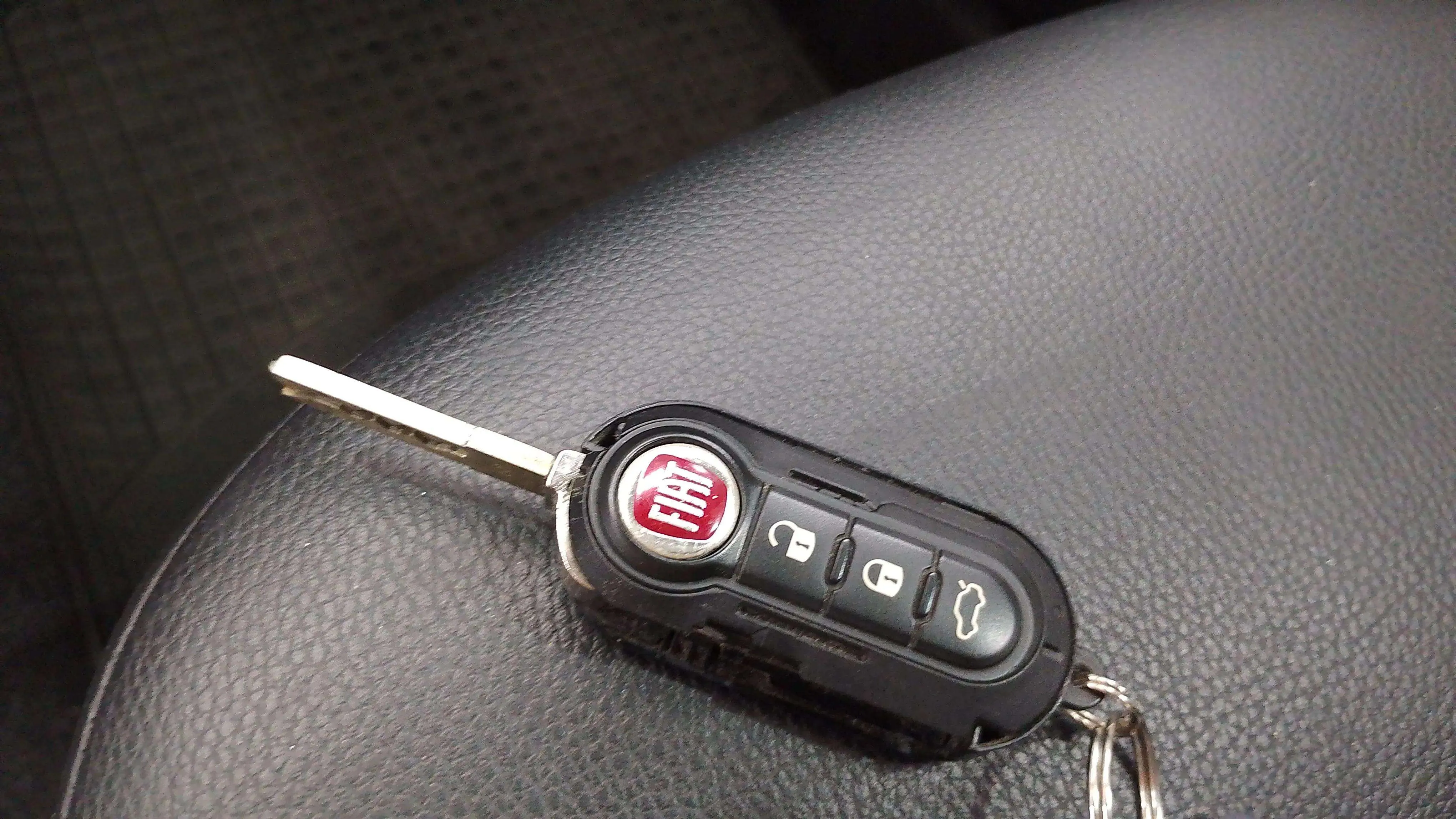 Fiat 500 Dolcevita 1.0 Hybrid - foto 28