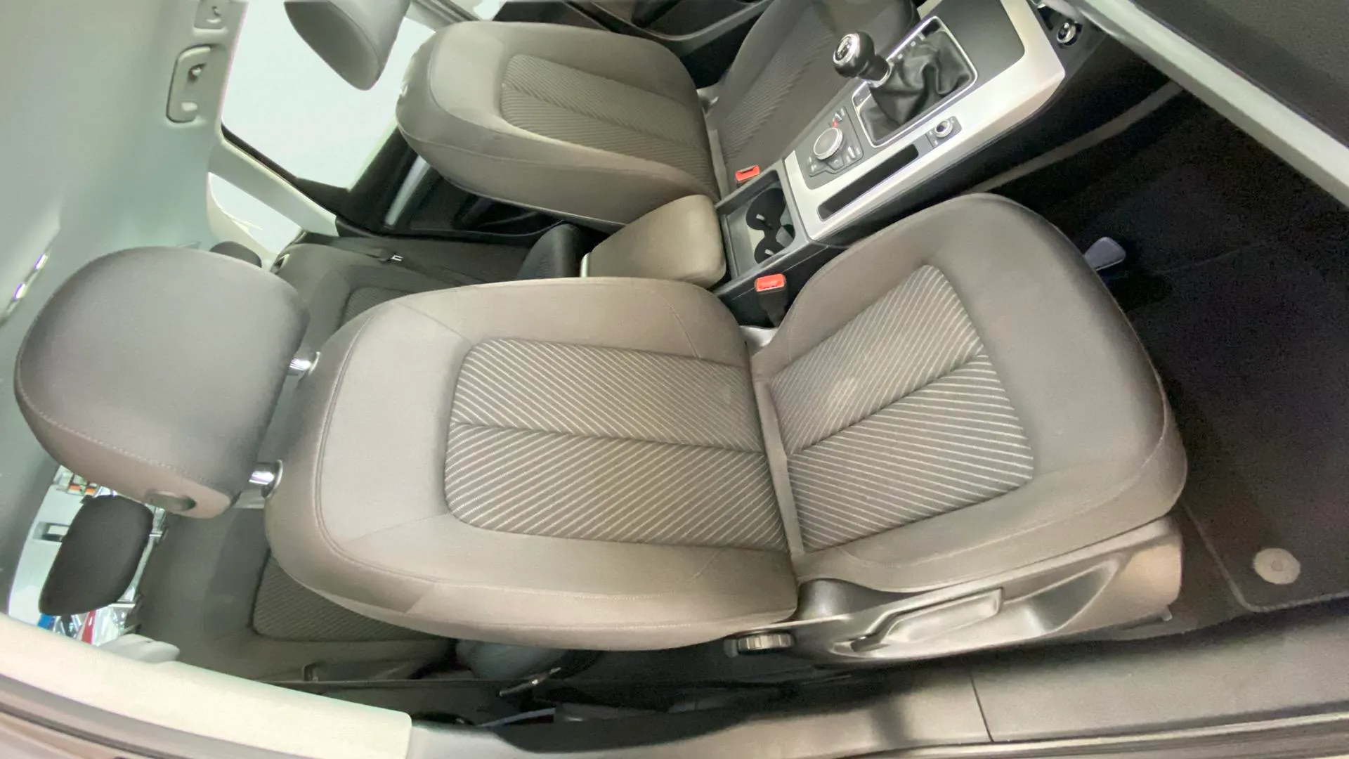 Audi Q5 2.0 TDI - foto 10