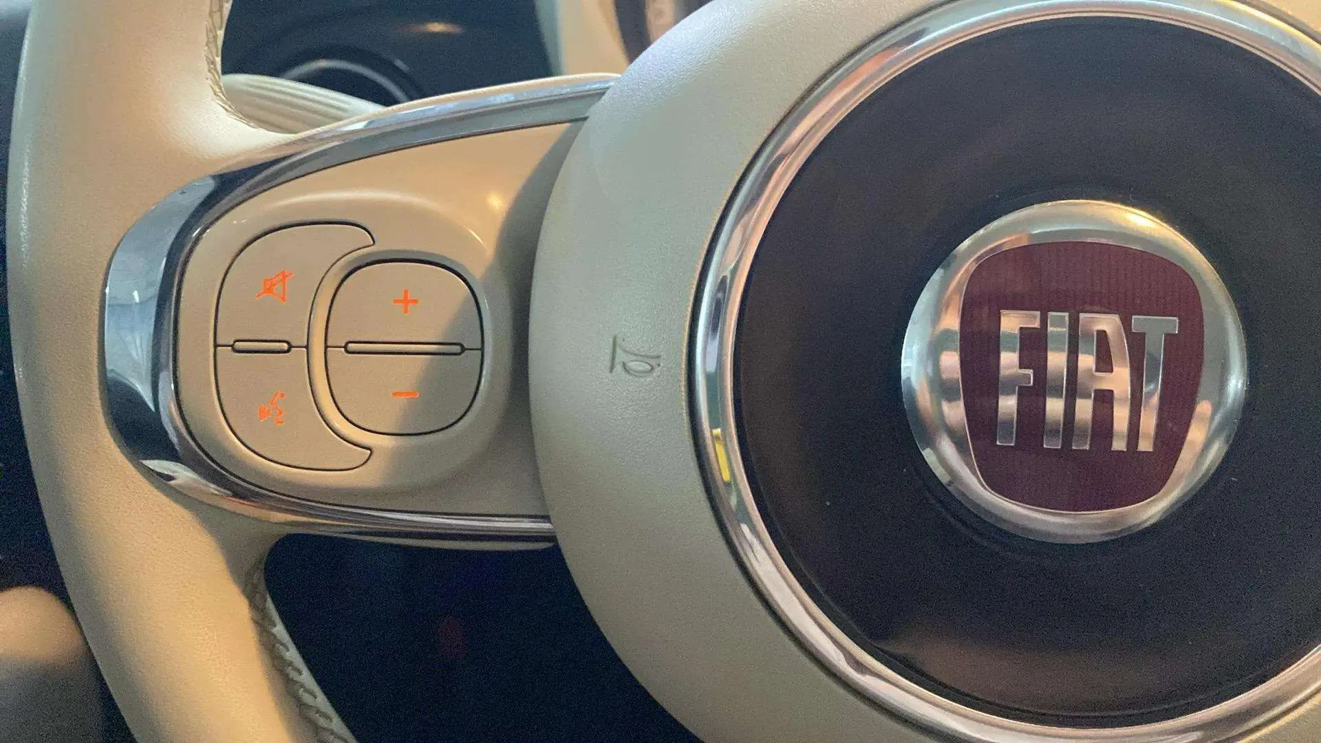 Fiat 500 Dolcevita 1.0 Hybrid - foto 10