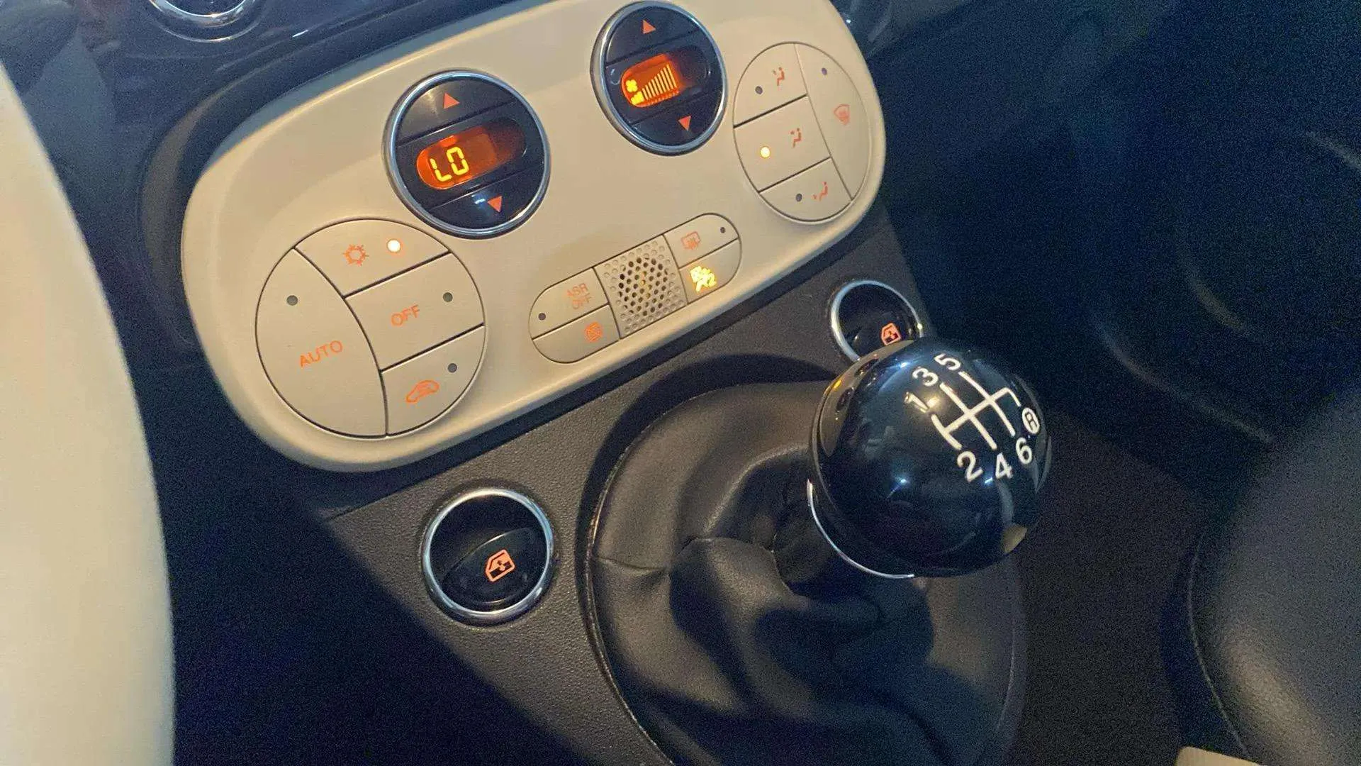 Fiat 500 Dolcevita 1.0 Hybrid - foto 16