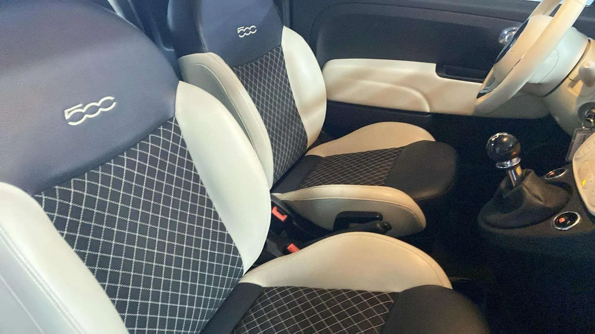 Fiat 500 Dolcevita 1.0 Hybrid - foto 21