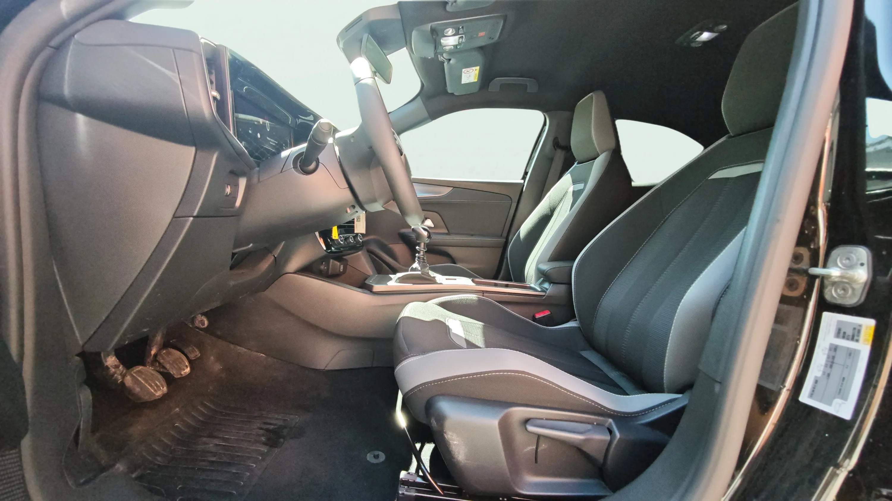 Opel Mokka 1.2 T GS - foto 6
