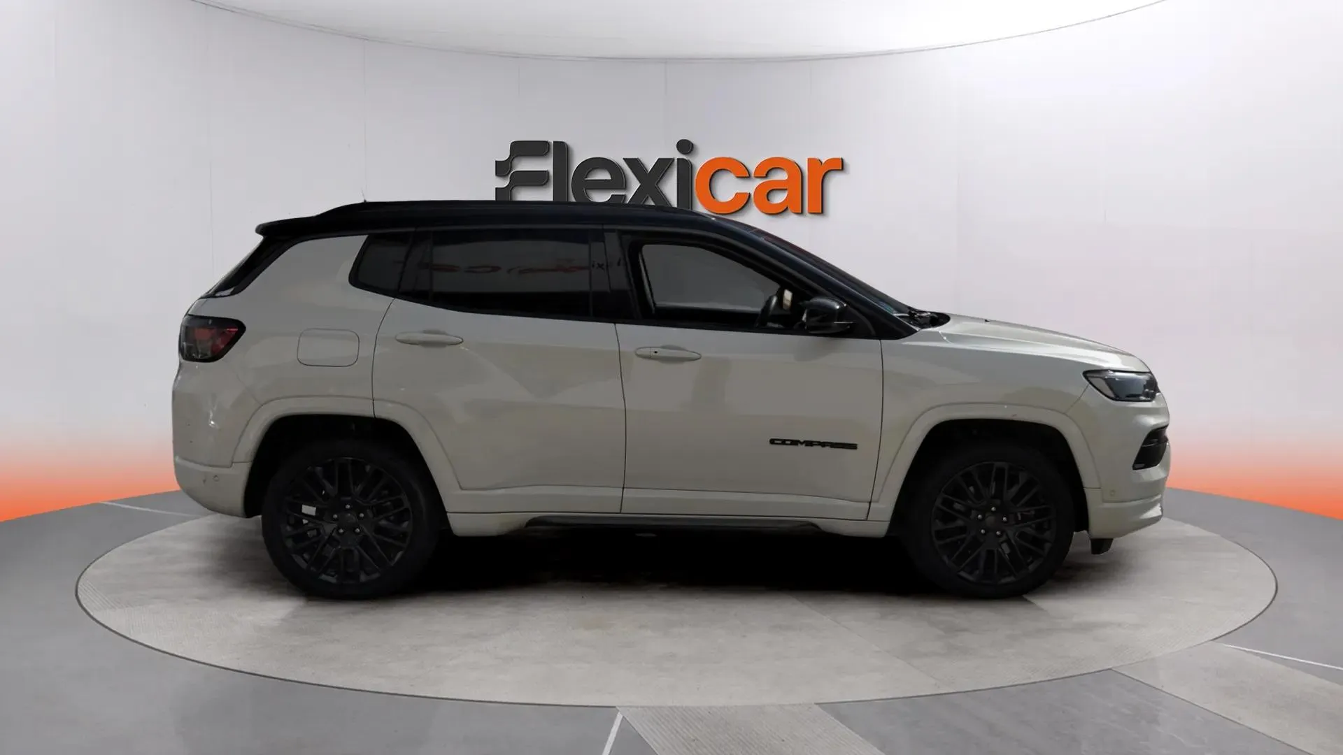 Jeep Compass 1.3 PHEV S AWD - foto 3