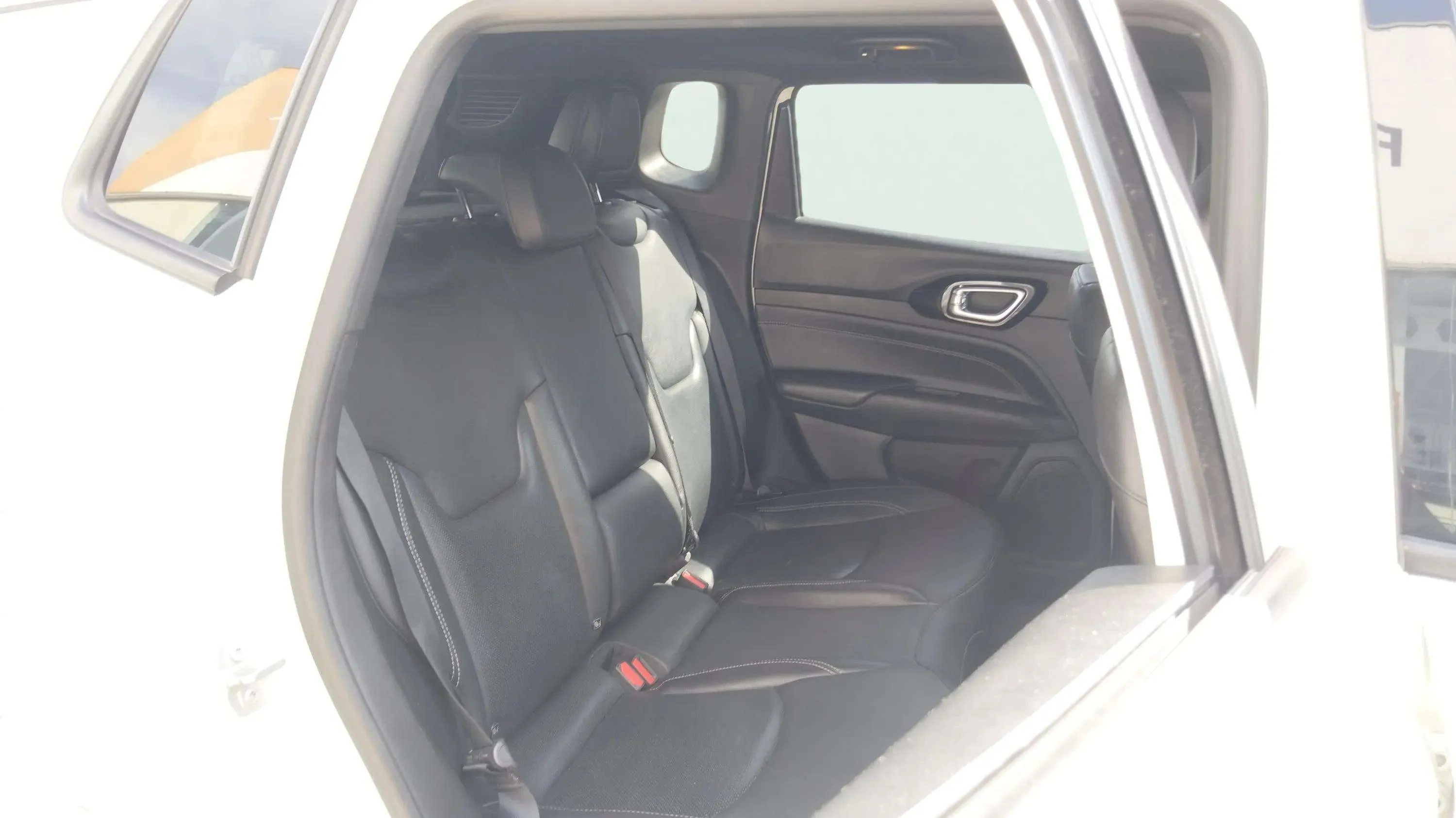 Jeep Compass 1.3 PHEV S AWD - foto 20
