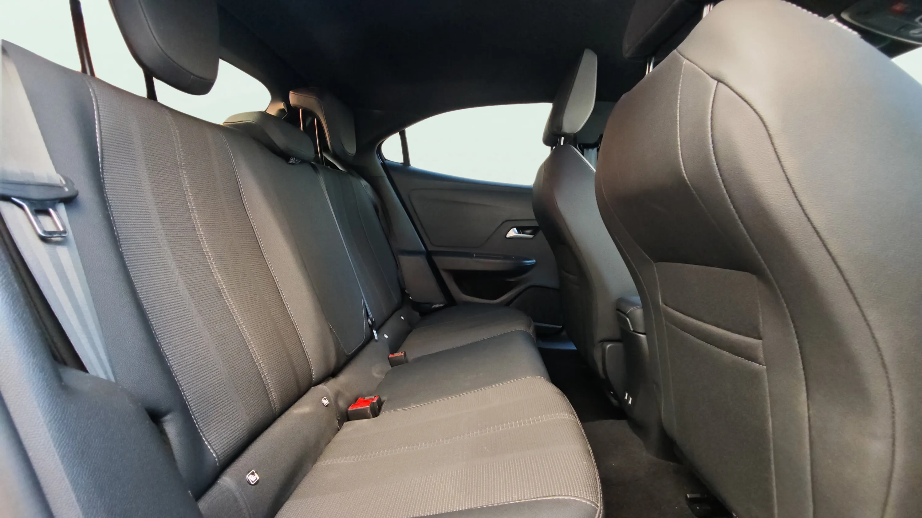 Opel Mokka 1.2 T GS - foto 12