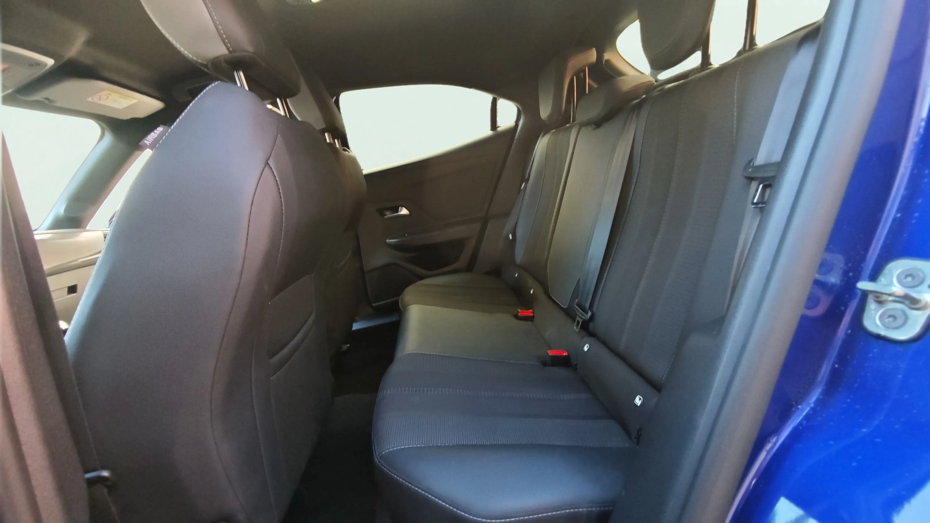 Opel Mokka 1.2 T GS - foto 11