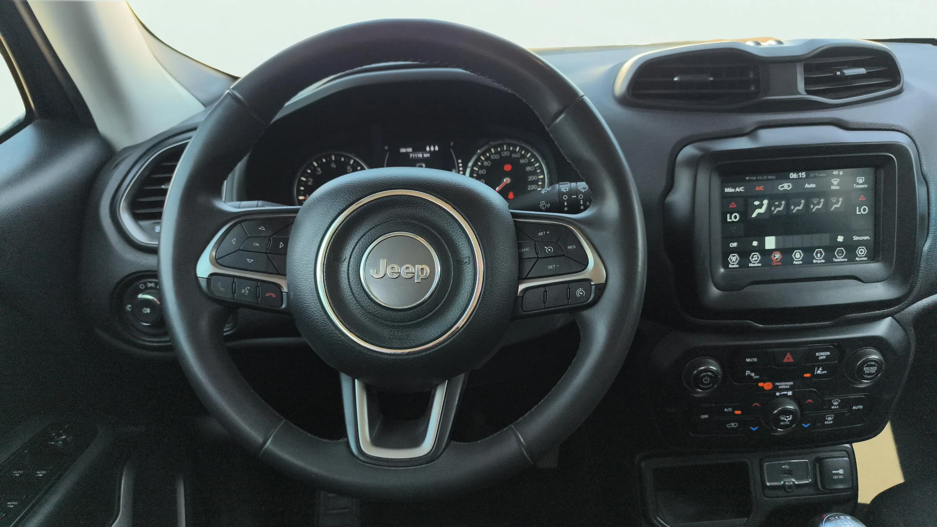 Jeep Renegade Longitude 1.0G 4x2 - foto 11