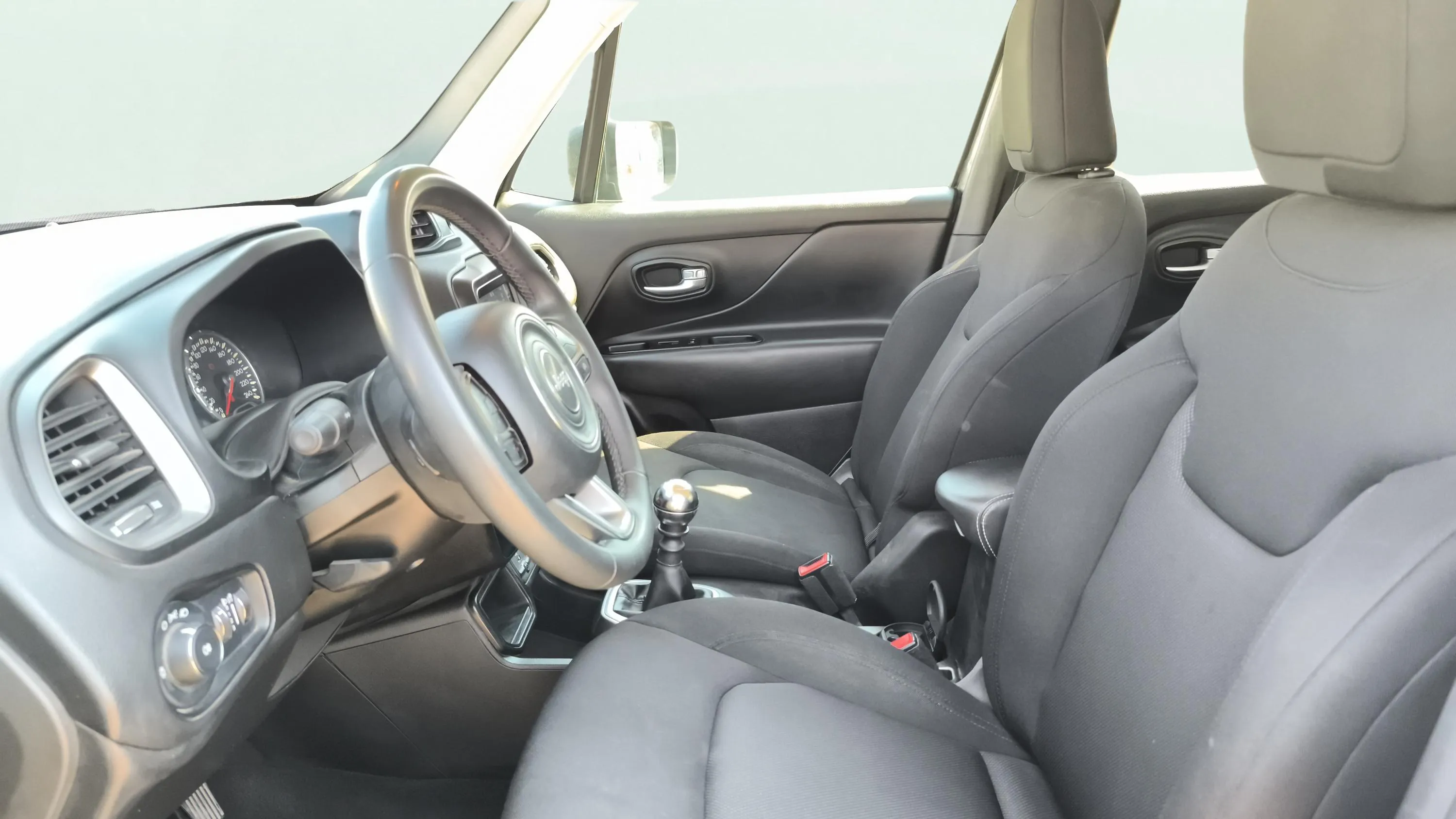 Jeep Renegade Longitude 1.0G 4x2 - foto 13