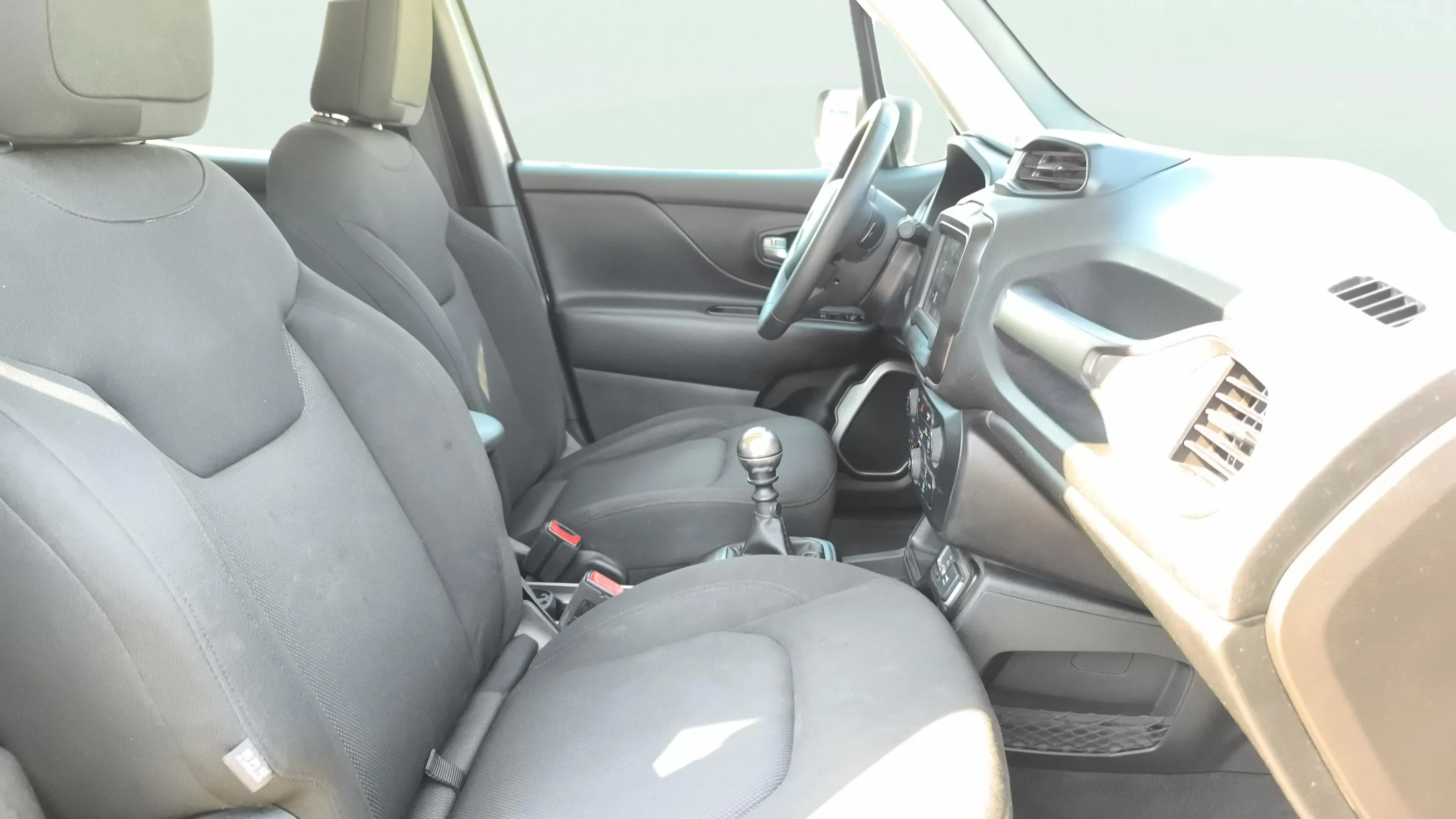 Jeep Renegade Longitude 1.0G 4x2 - foto 15