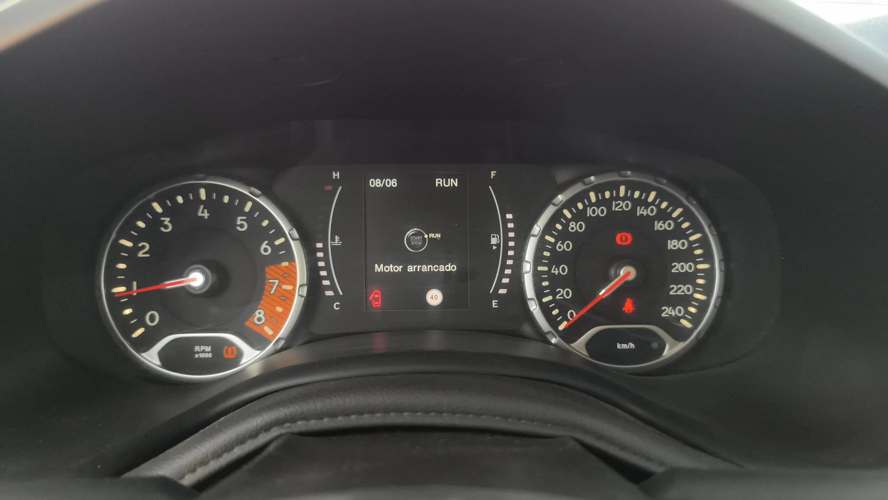 Jeep Renegade Longitude 1.0G 4x2 - foto 12