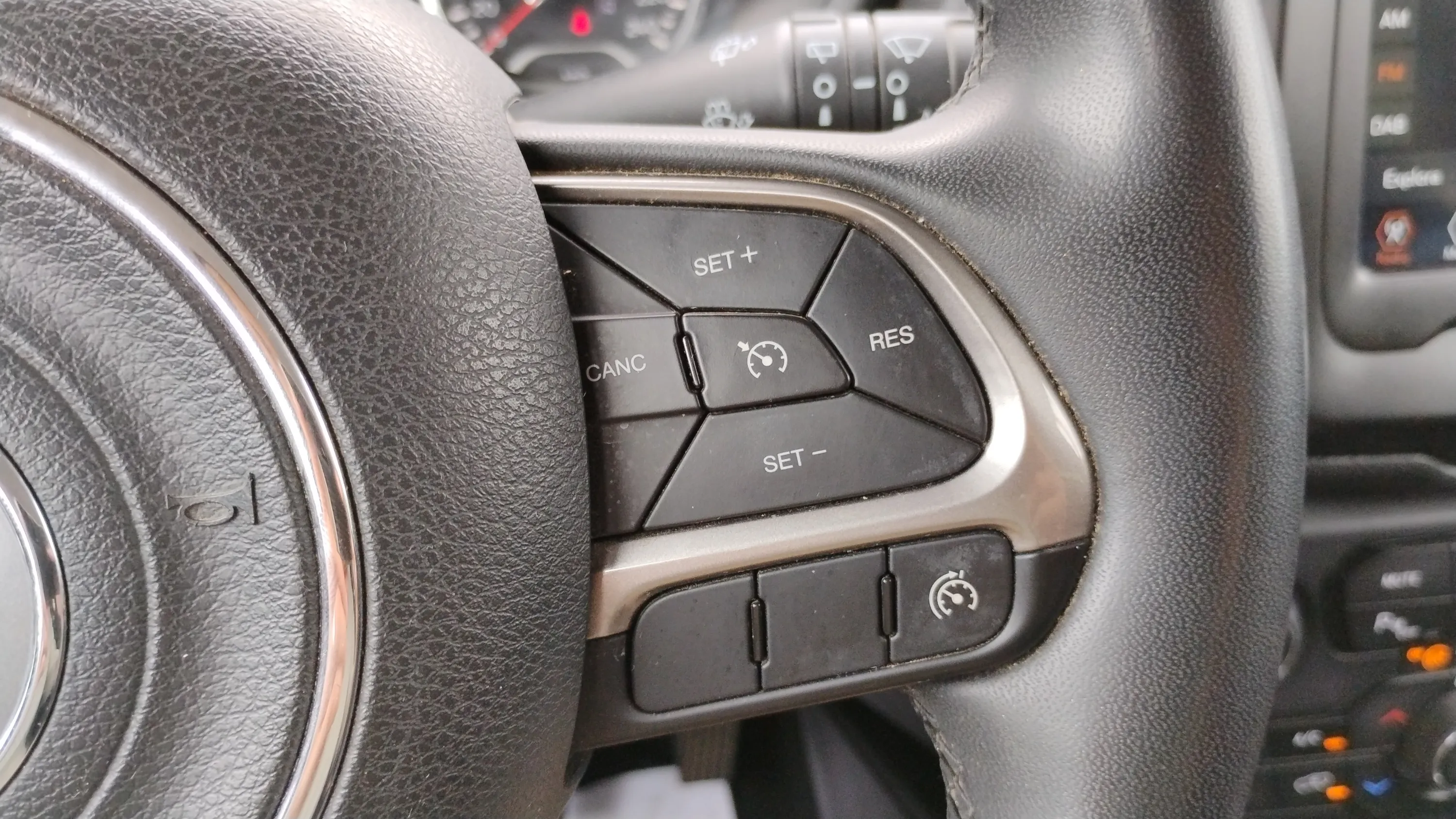 Jeep Renegade Longitude 1.0G 4x2 - foto 15