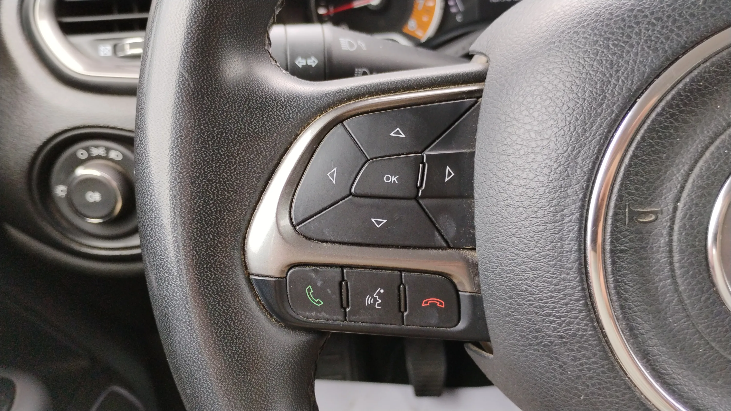 Jeep Renegade Longitude 1.0G 4x2 - foto 13