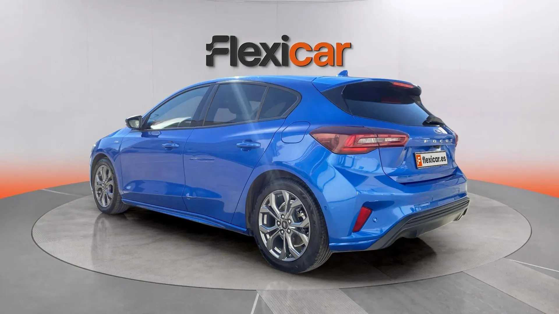 Ford Focus 1.0 EcoBoost MHEV ST-Line - foto 5