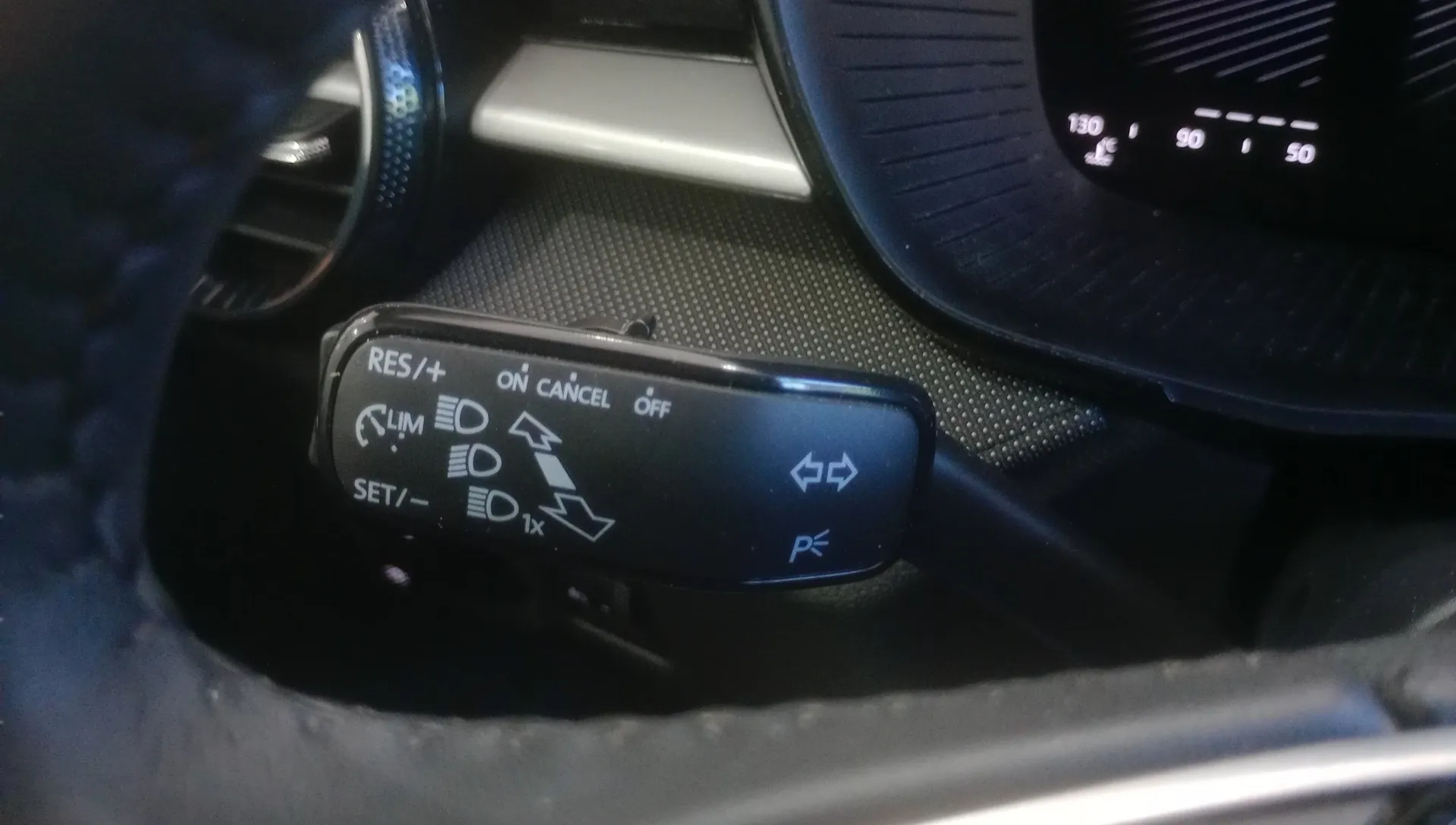 Škoda Fabia 1.0 TSI Selection - foto 22