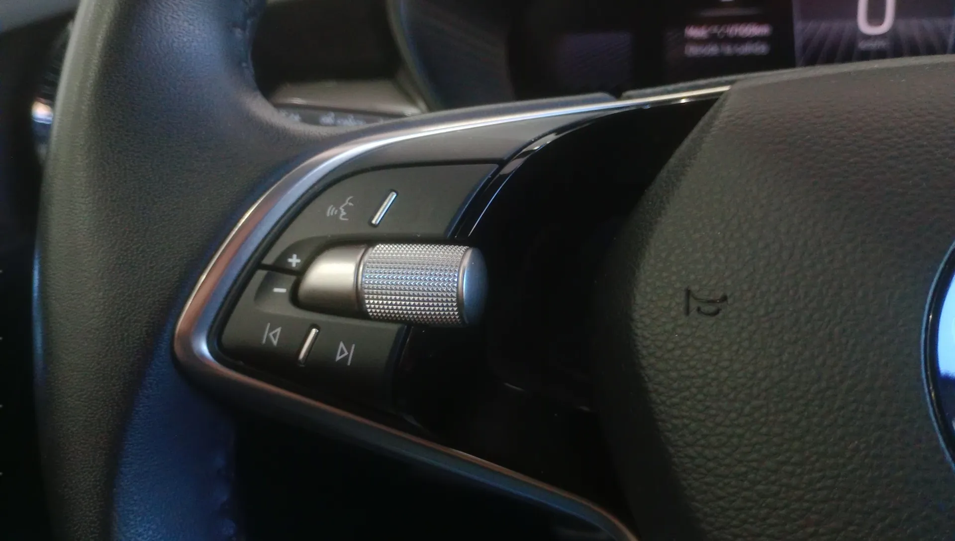 Škoda Fabia 1.0 TSI Selection - foto 16