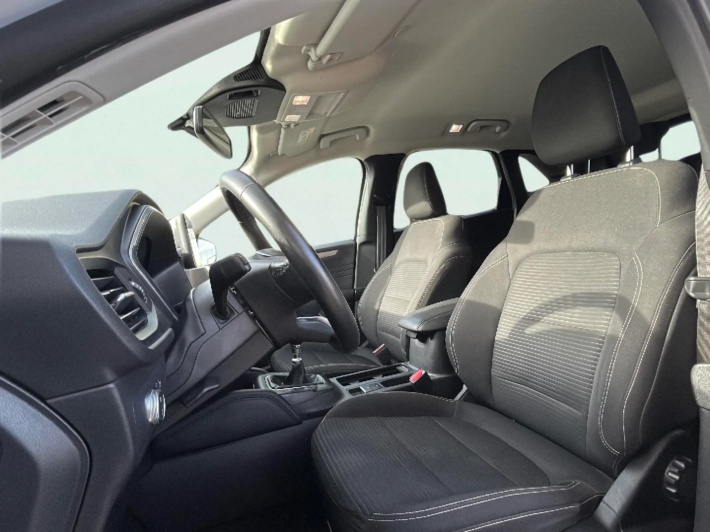 Ford Kuga Titanium 1.5T EcoBoost - foto 32