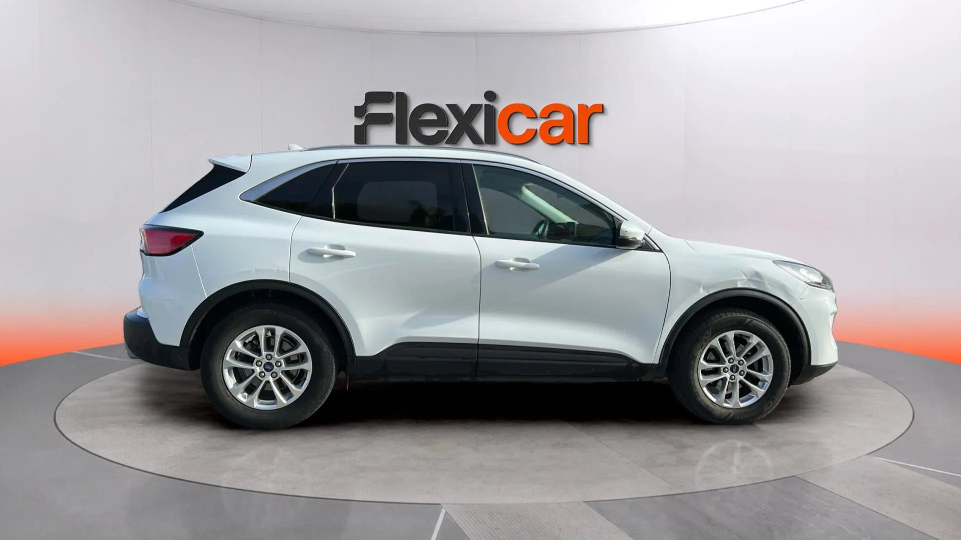 Ford Kuga Titanium 1.5T EcoBoost - foto 8
