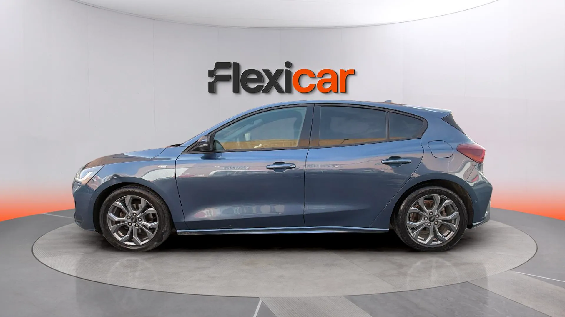 Ford Focus 1.0 EcoBoost MHEV ST-Line - foto 4