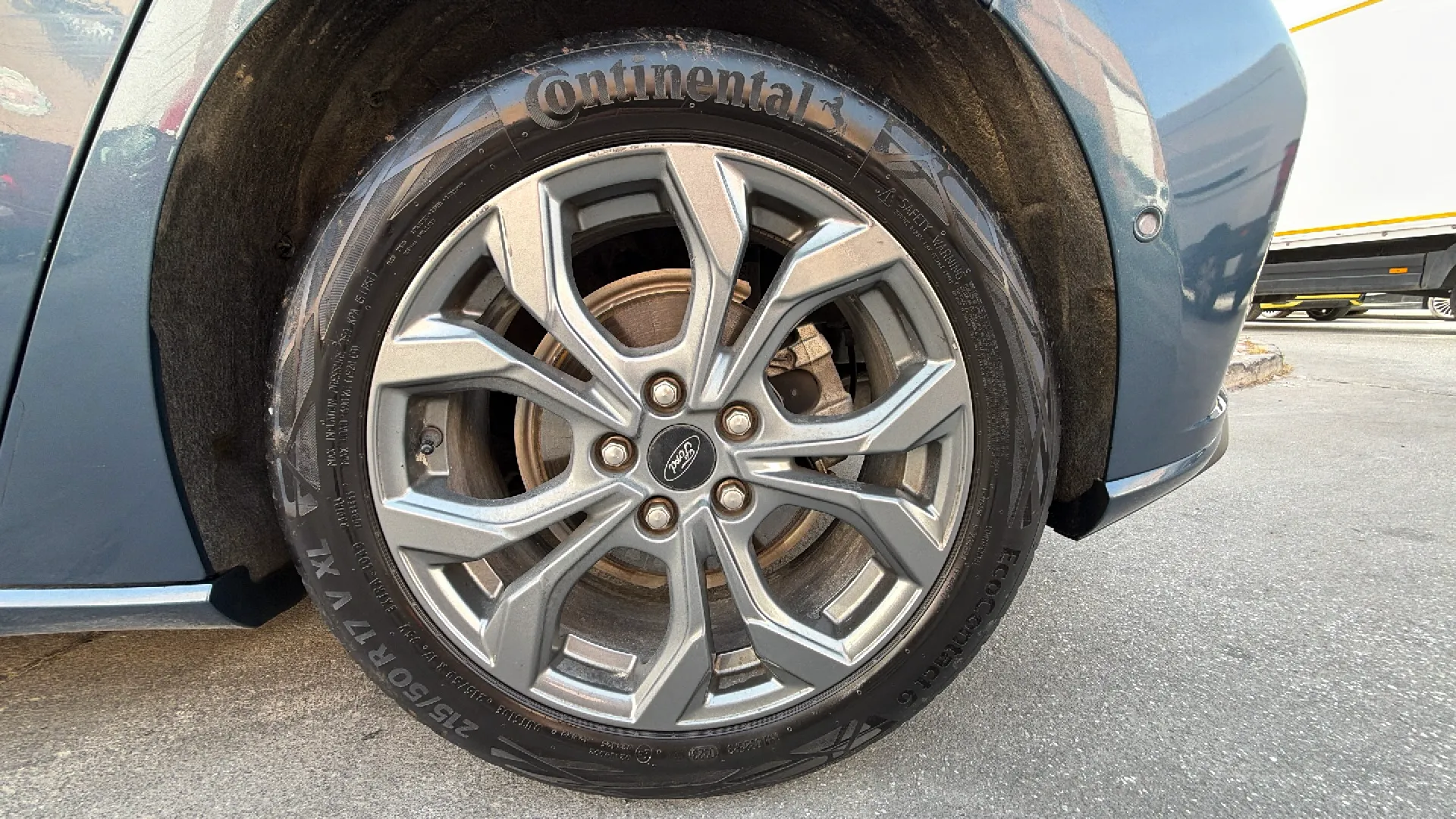 Ford Focus 1.0 EcoBoost MHEV ST-Line - foto 9