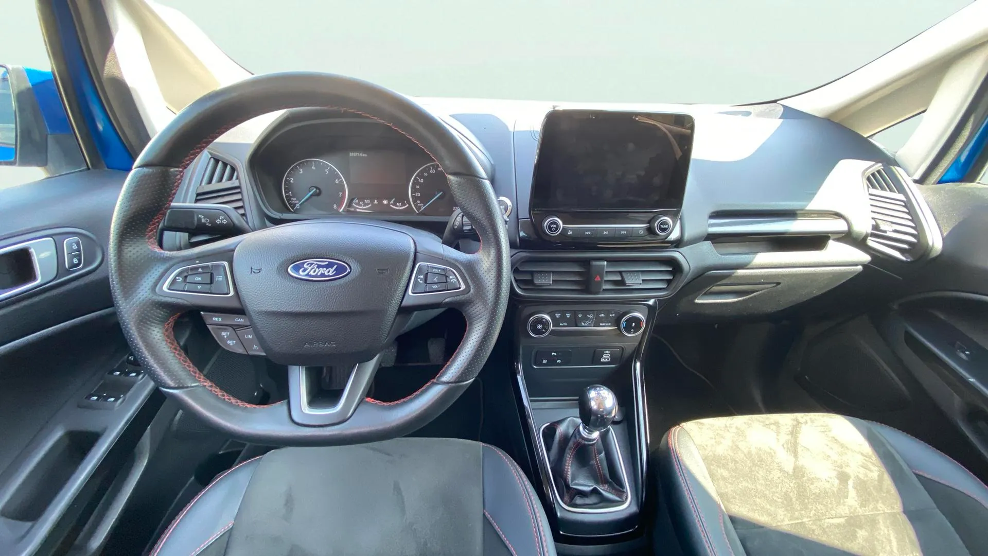 Ford EcoSport 1.0T EcoBoost ST Line - foto 15