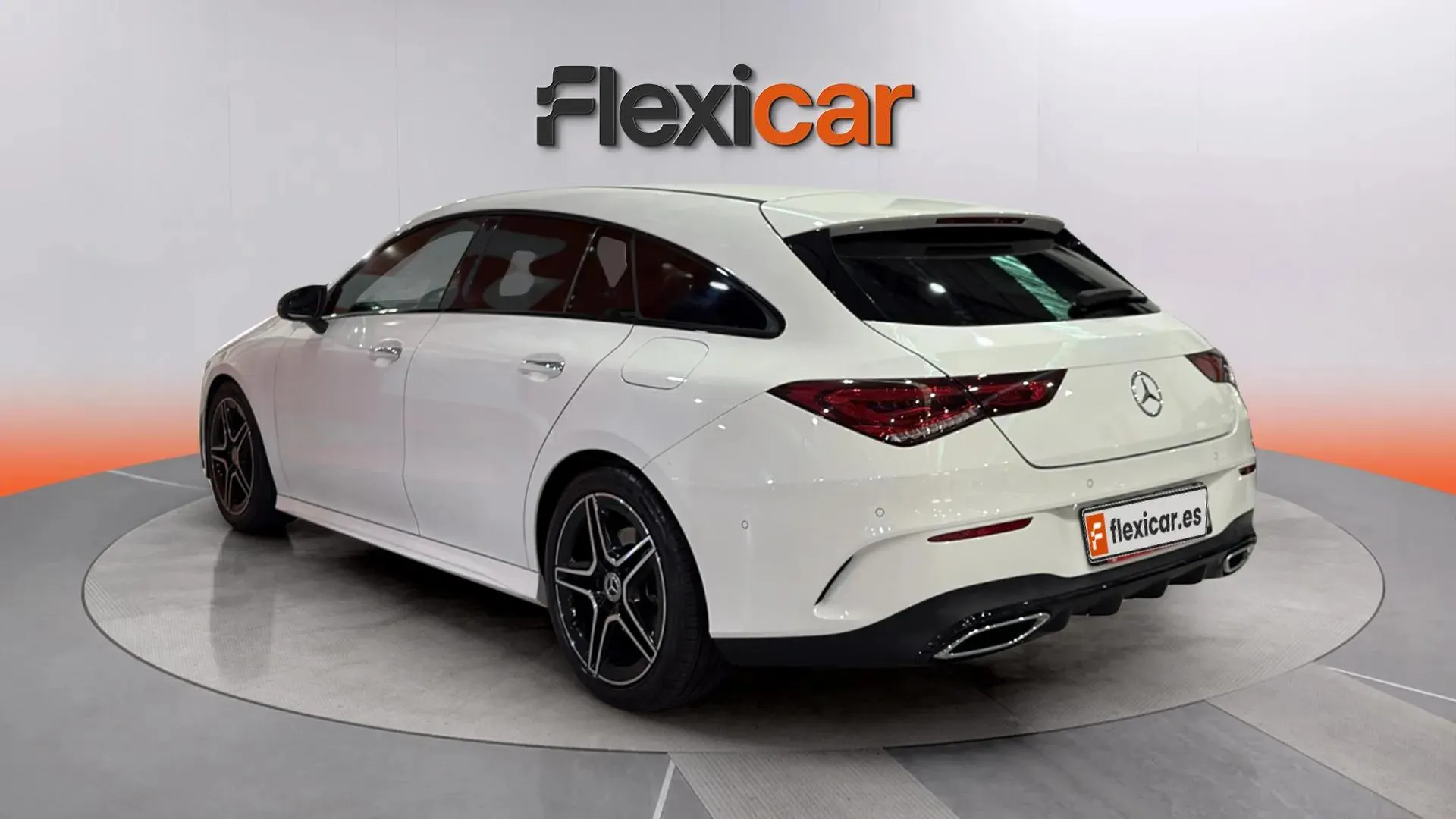 Mercedes-Benz CLA 200 Shooting Brake - foto 5