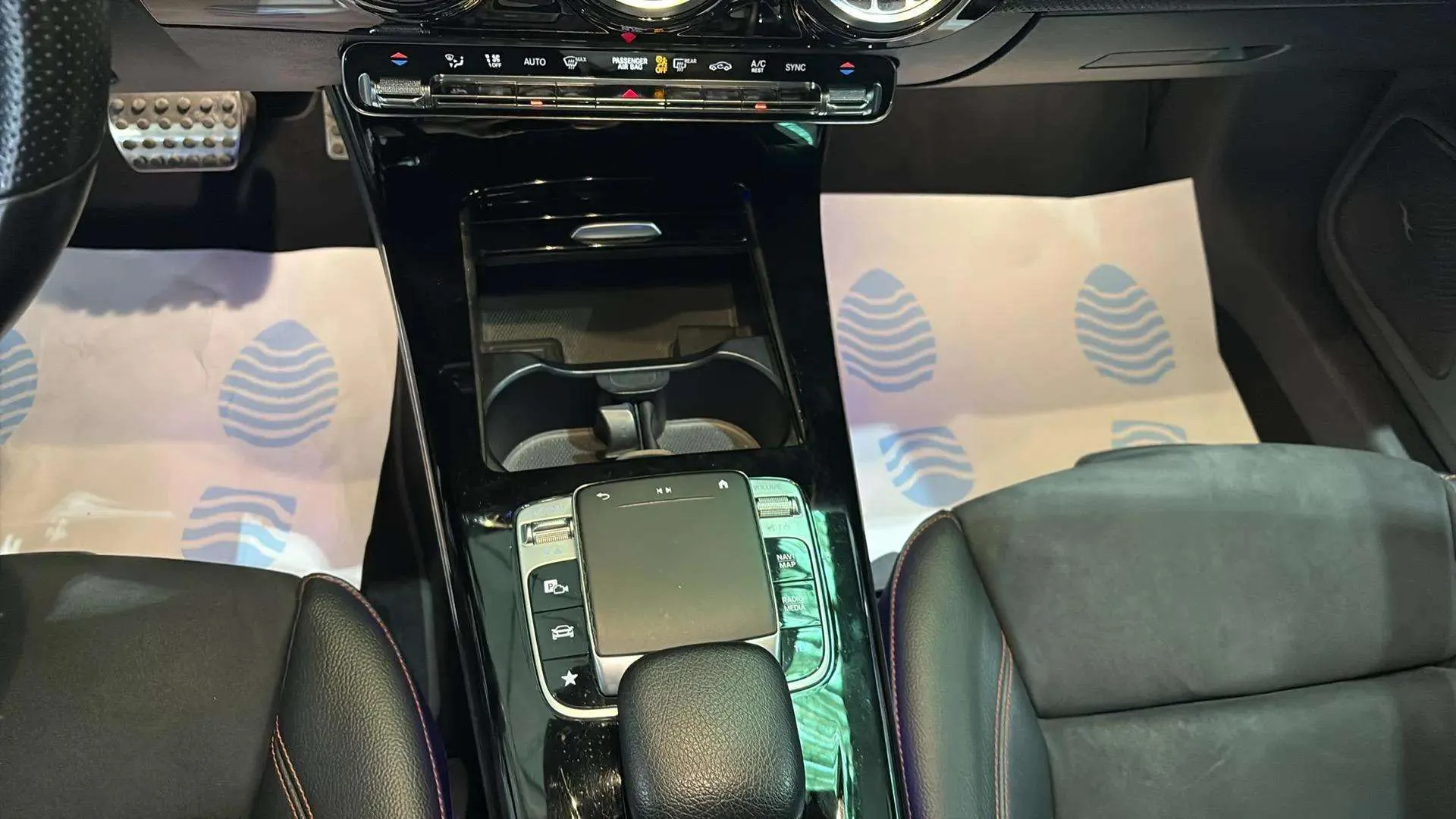 Mercedes-Benz CLA 200 Shooting Brake - foto 12