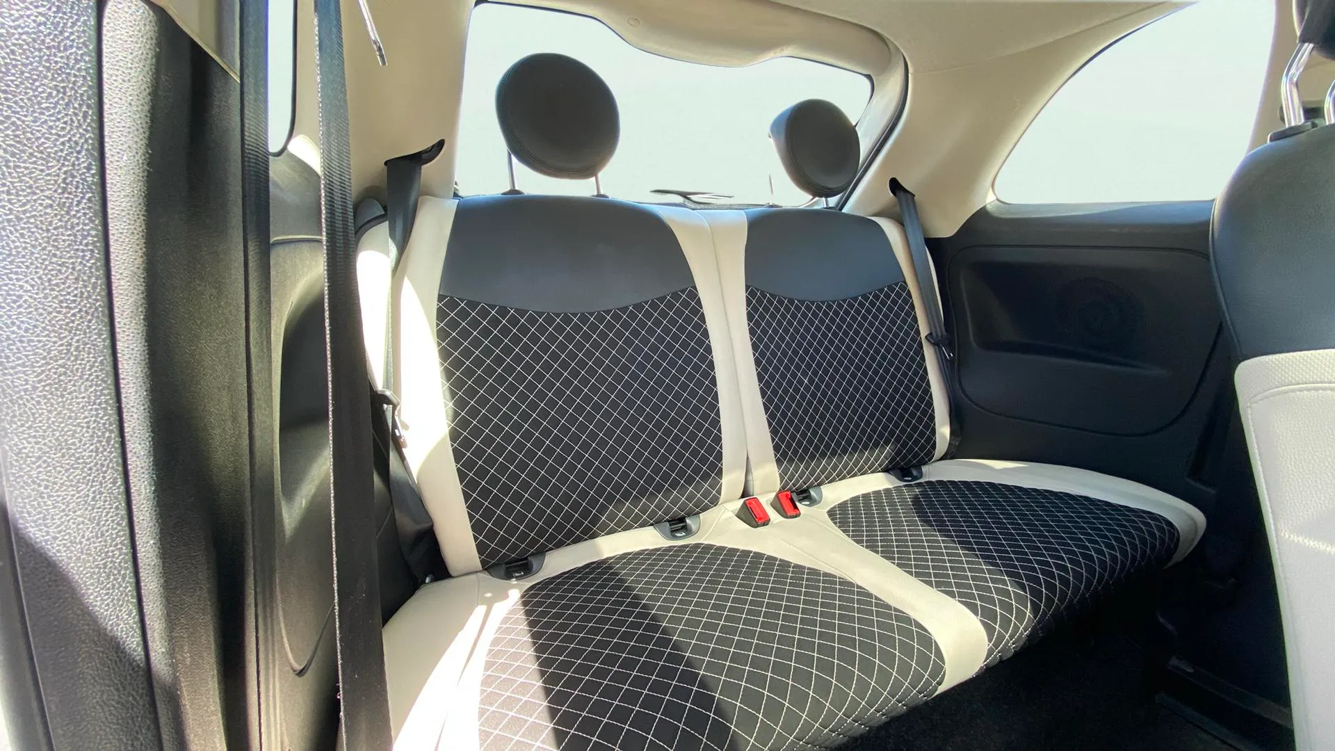 Fiat 500 Dolcevita 1.0 Hybrid - foto 13