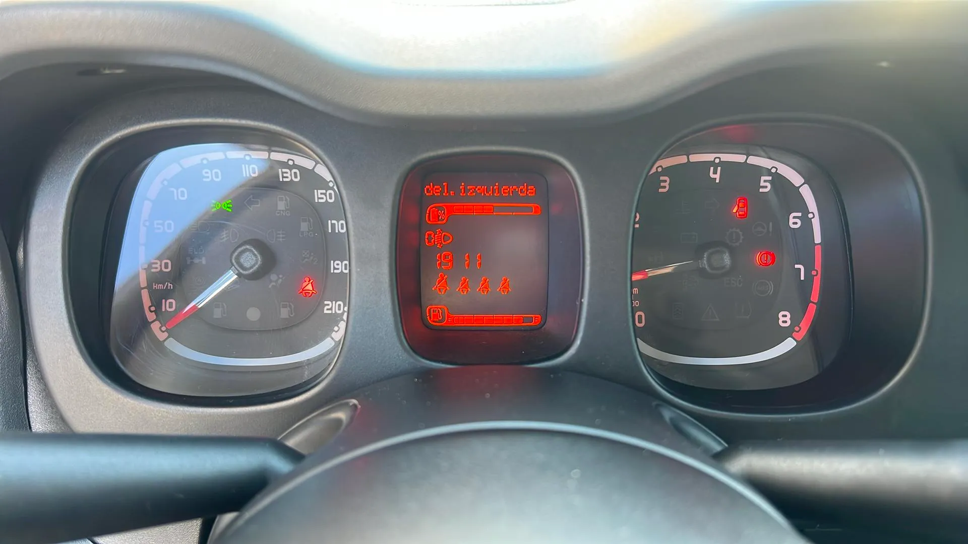Fiat Panda Cross 1.0 Hybrid - foto 12