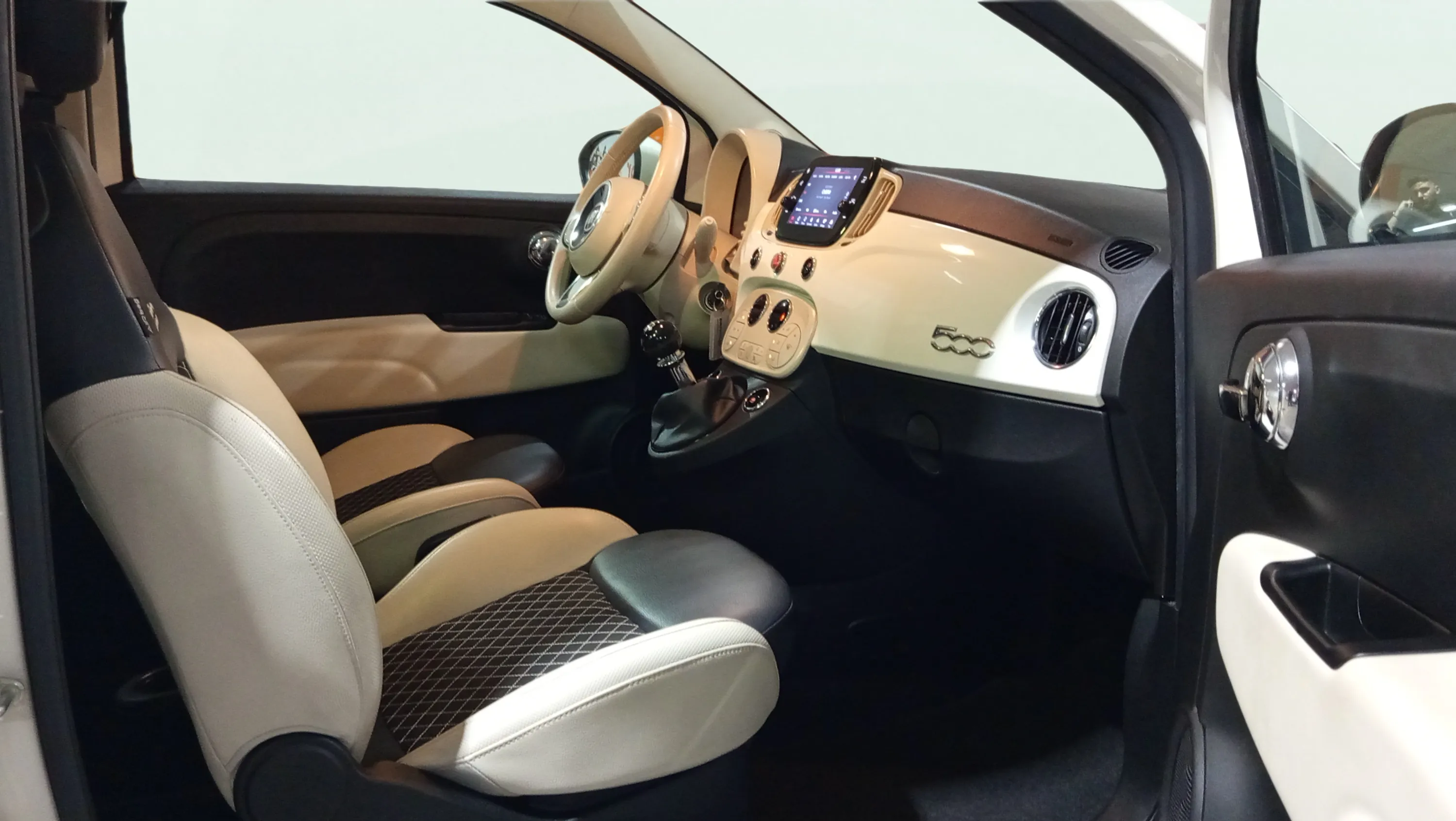 Fiat 500 Dolcevita 1.0 Hybrid - foto 13